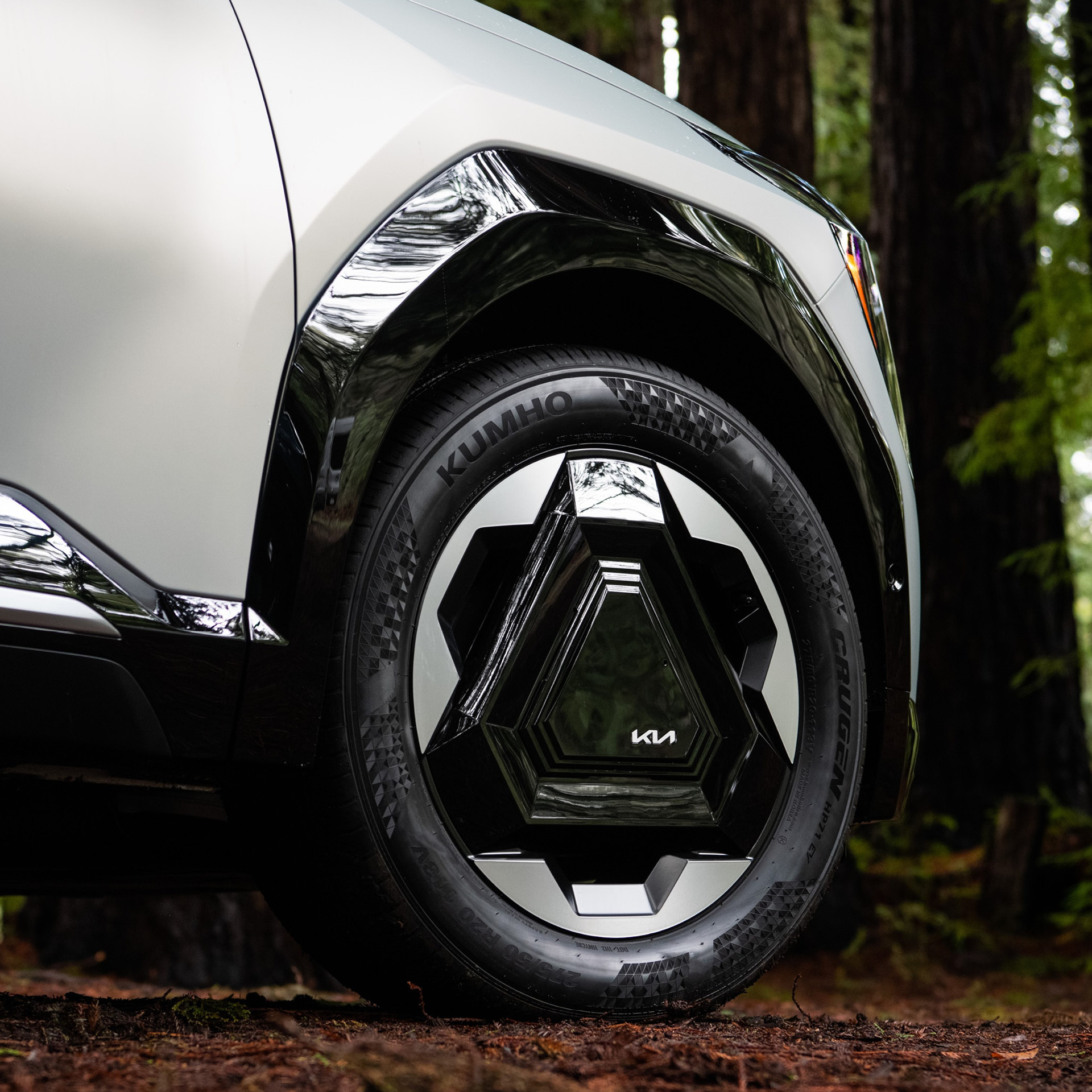 EV9 휠 클로즈업