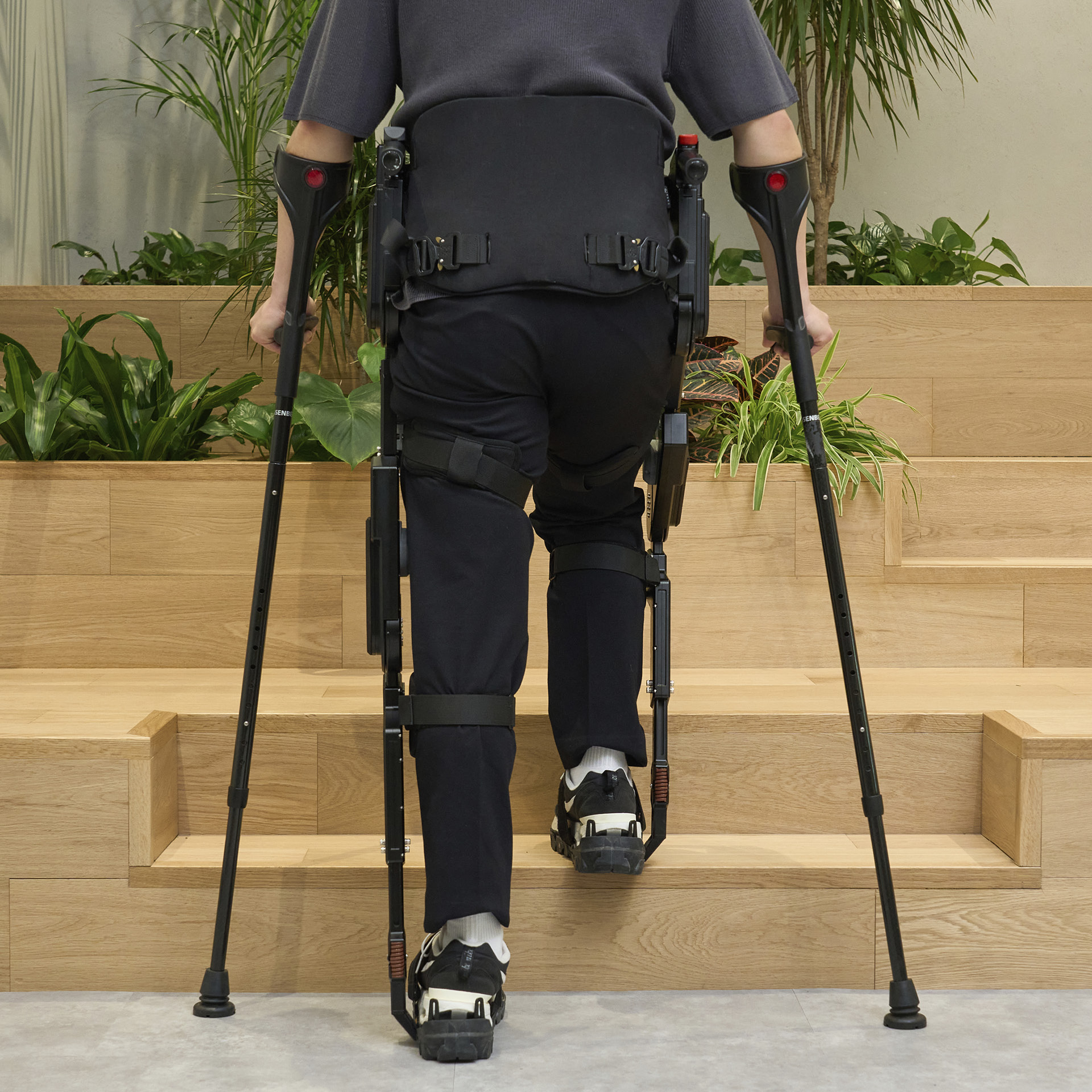 A person walking wearing The Hyundai Motor Robotics Lab X-ble MEX