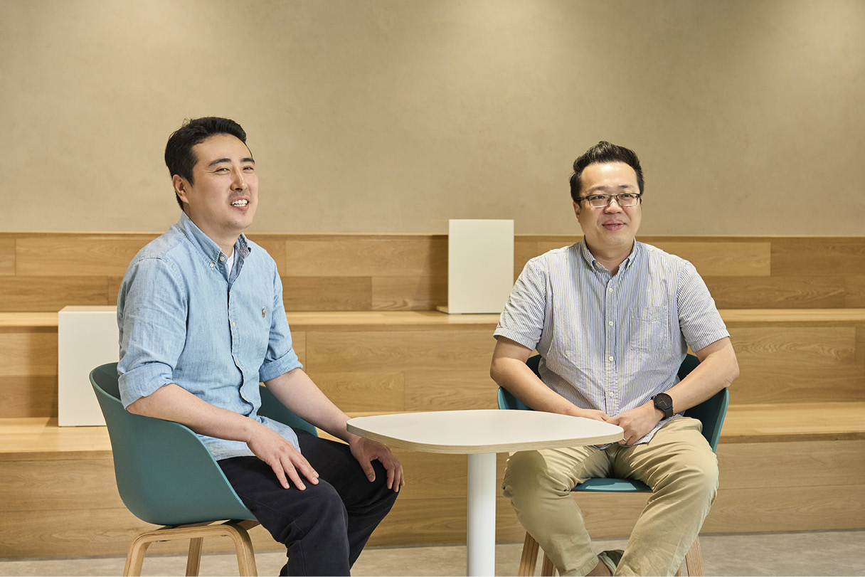 Researchers who developed The Hyundai Motor Robotics Lab X-ble MEX