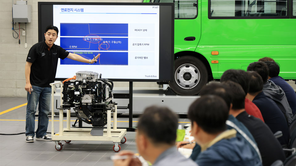 현대자동차, 상용 전동차 정비 인력 양성 위한 기술인증 프로그램 도입-main