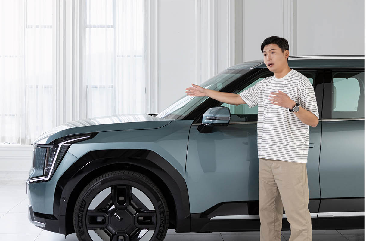 EV9 and senior researcher Kim Hyun-wook