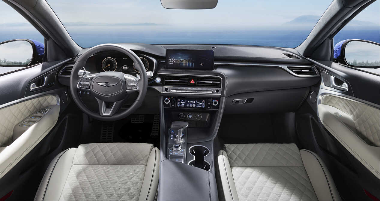 제네시스 G70의 인테리어 전경