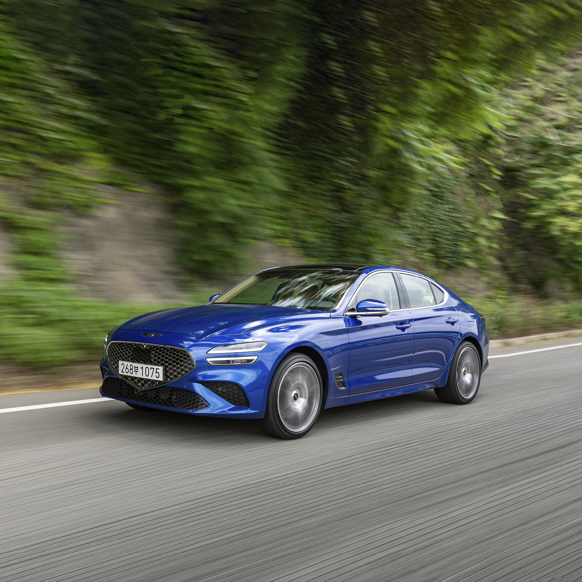 제네시스 G70의 주행 모습