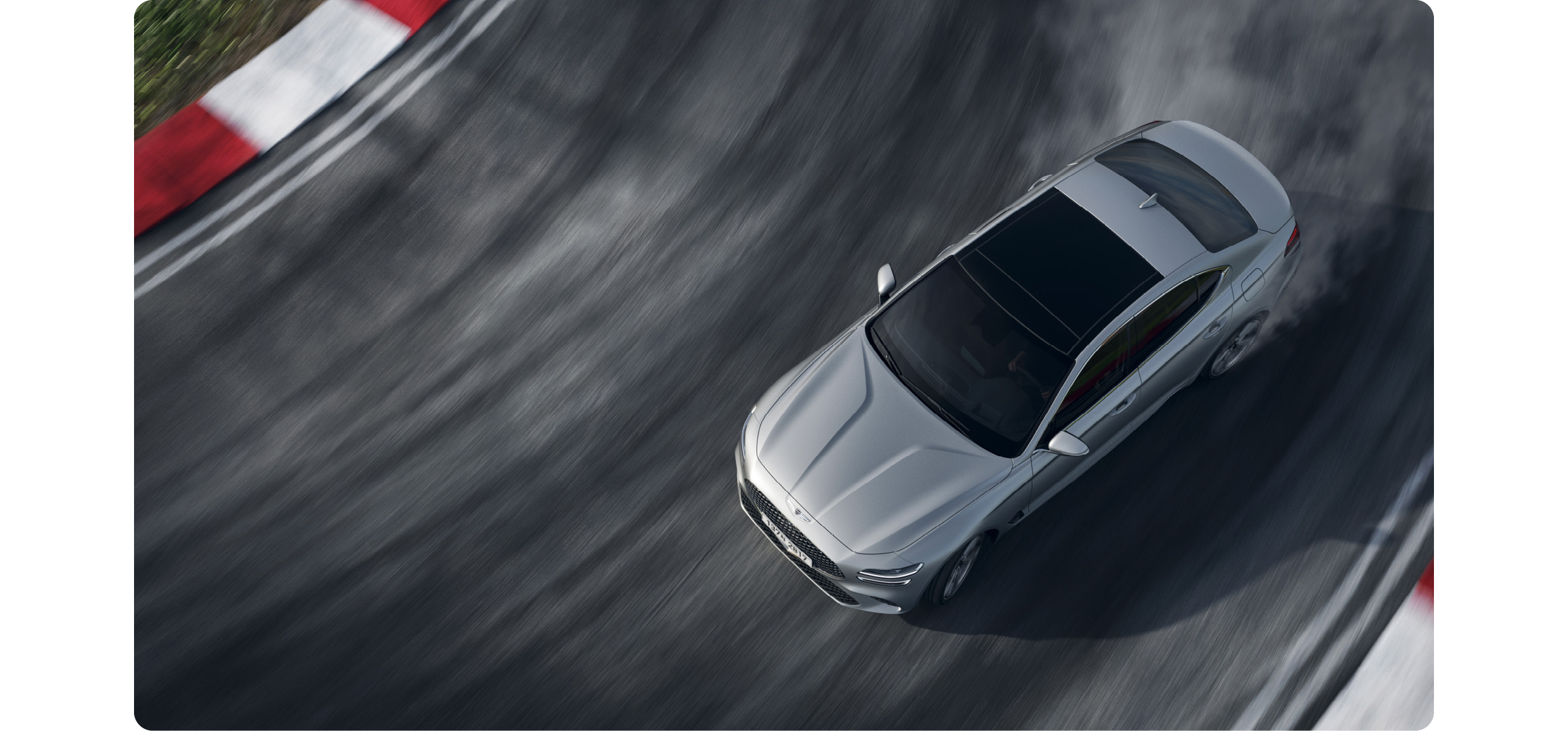 제네시스 G70의 주행 모습