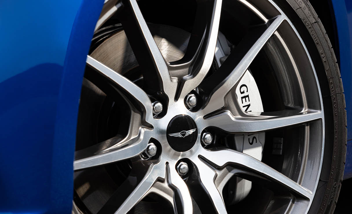 G70의 타이어와 브레이크