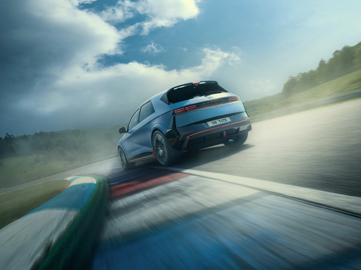 현대자동차 아이오닉 5 N의 주행 모습