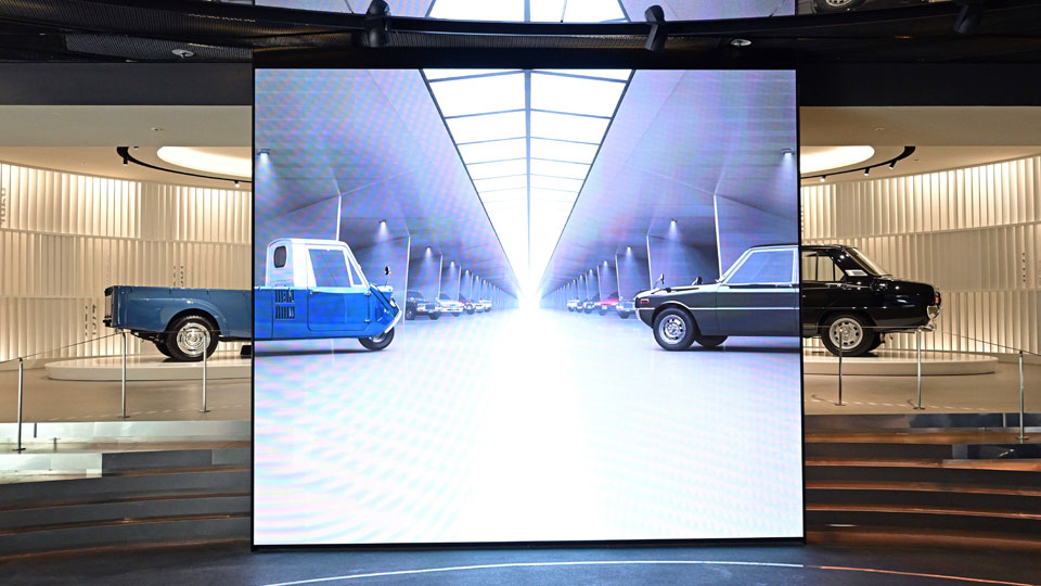 기아, ‘T-600’·‘브리사’ 복원 모델 공개-main