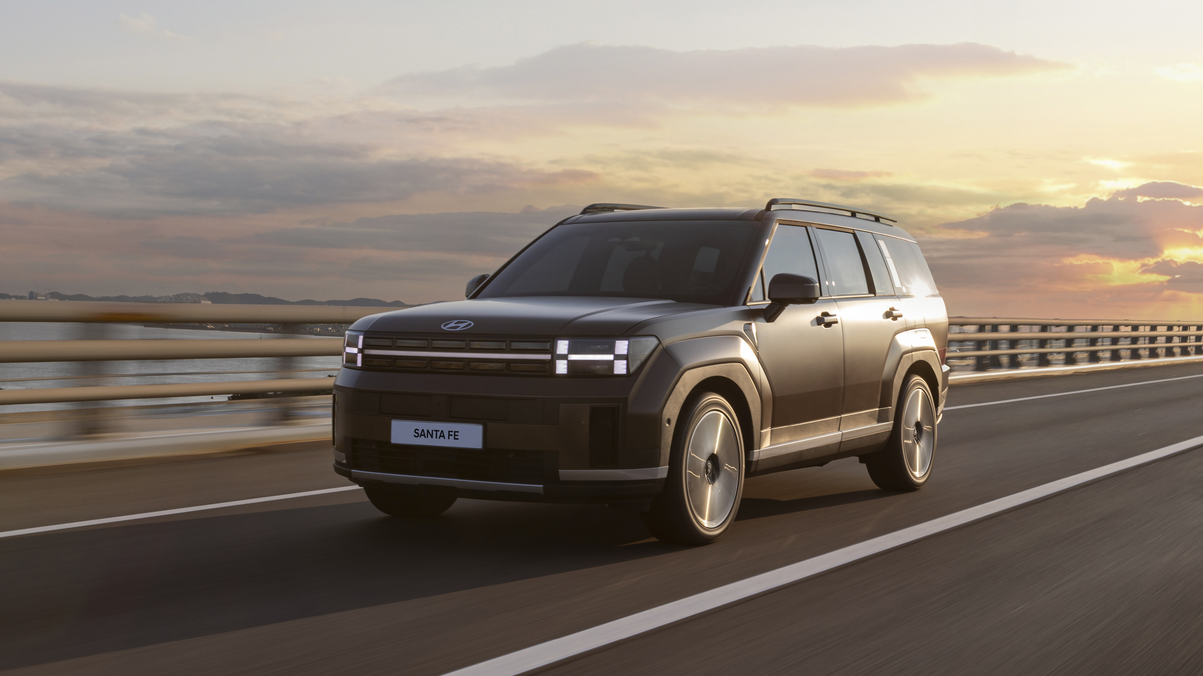 현대자동차 디 올 뉴 싼타페의 주행 모습