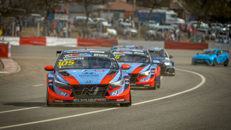 현대자동차 '아반떼 N TCR', '2023 TCR 월드투어' 아르헨티나 대회 더블 포디움 달성-main