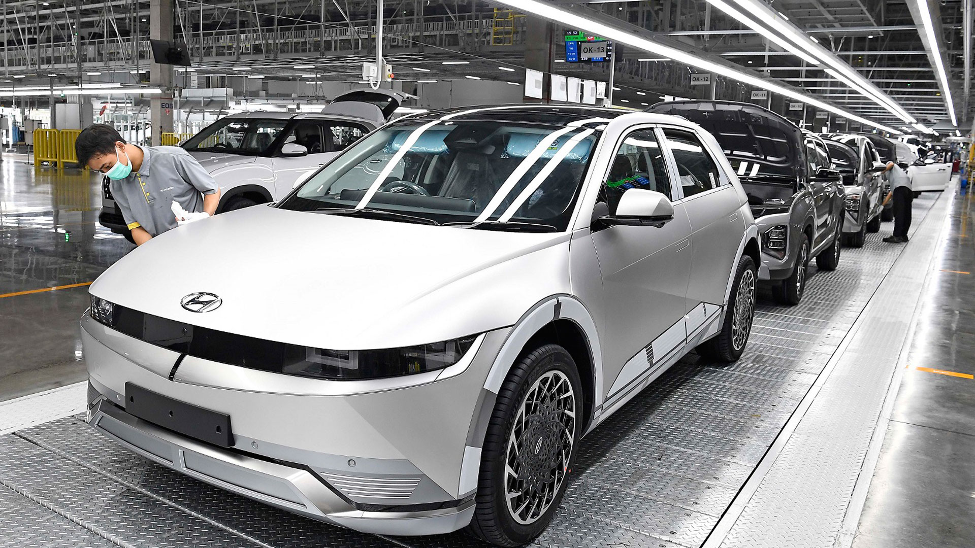 현대자동차, 인도네시아 전기차 시장 1위 아세안 자동차 산업 혁신 선도