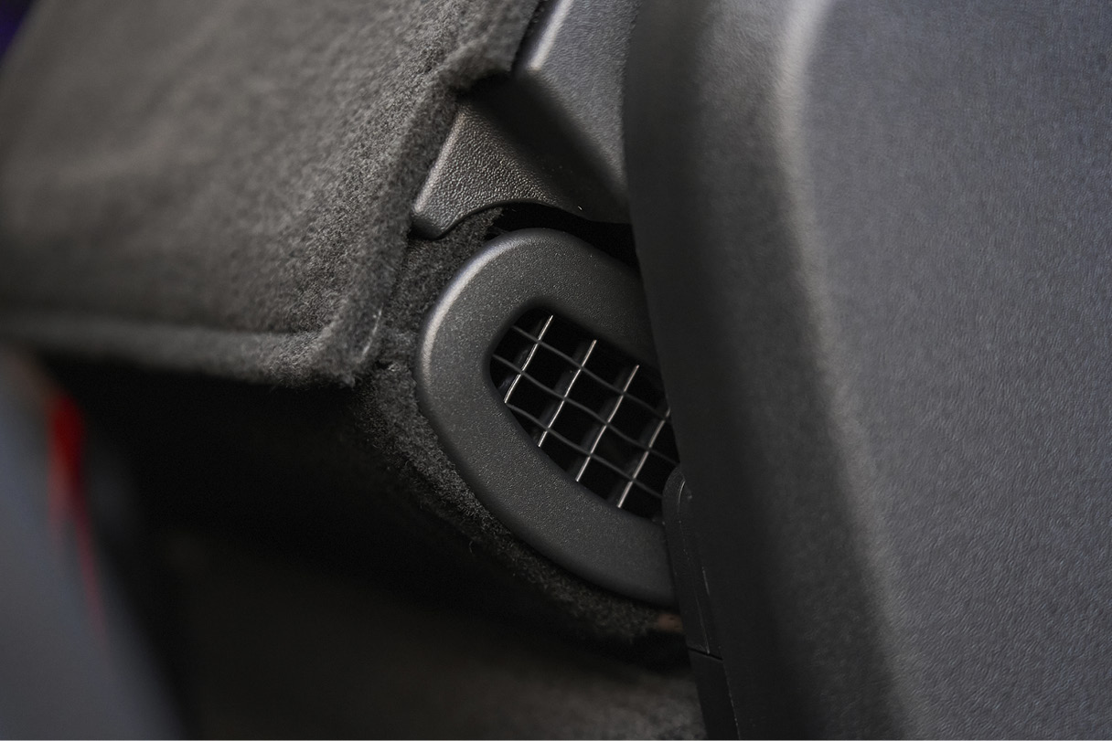 EV9의 통풍 도킹 시스템의 쿠션부 블로워