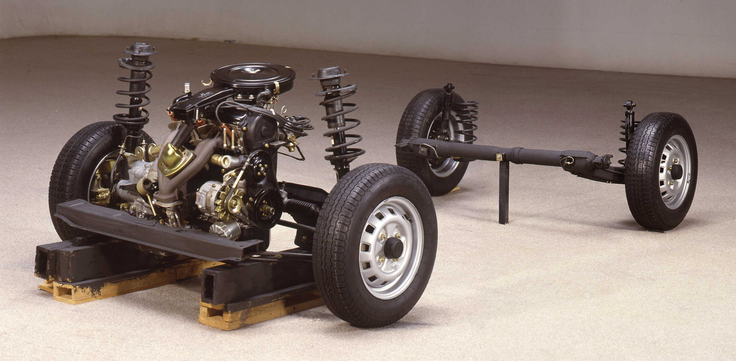 The front wheel drivetrain of the Pony Excel