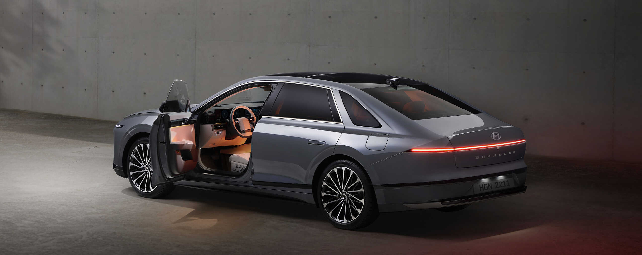 신형 그랜저의 모습