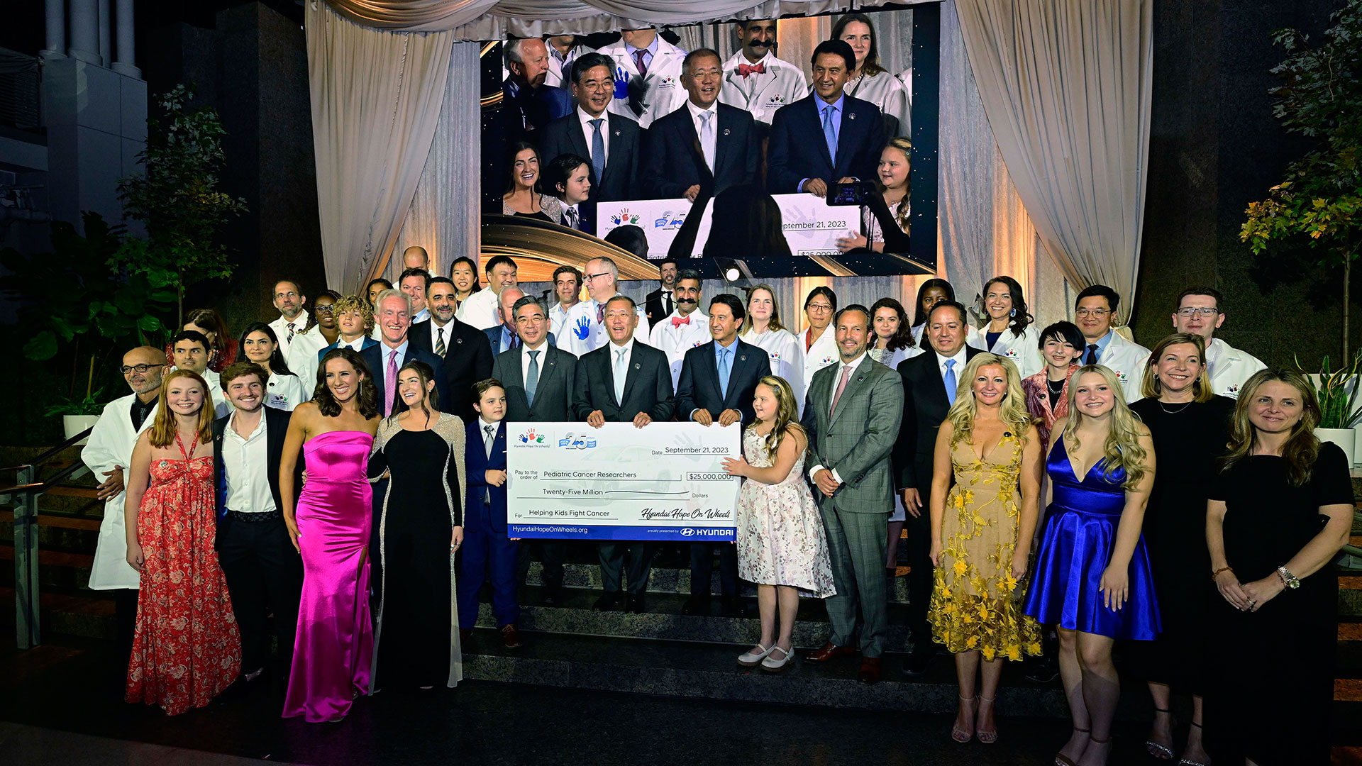 Hyundai Hope on Wheels Hosts Its Largest Convening of Leaders To Commemorate Childhood Cancer Awareness Month
