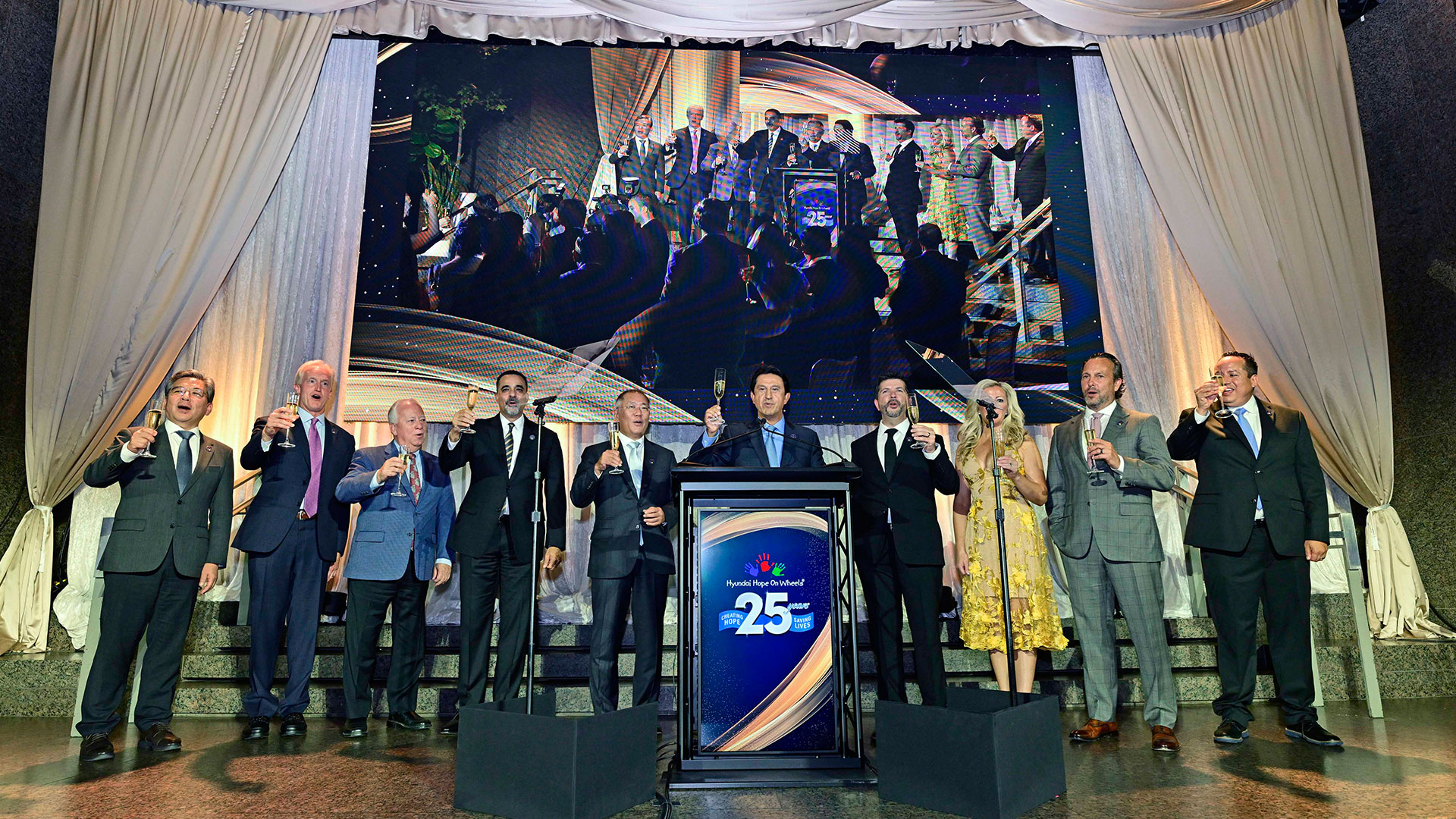 Hyundai Hope on Wheels Hosts Its Largest Convening of Leaders To Commemorate Childhood Cancer Awareness Month