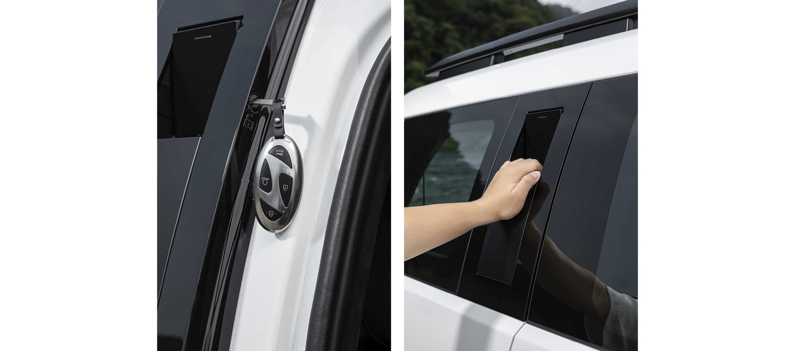 열쇠를 꽂은 히든 타입 어시스트 핸들과 히든 타입 어시스트 핸들을 잡고 있는 손