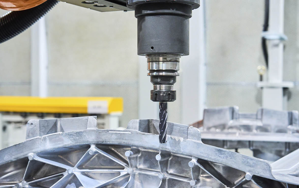 후처리 로봇팔의 모습