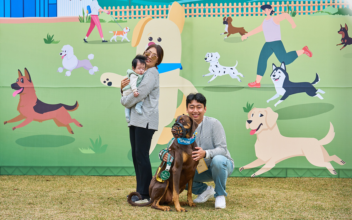 아임도그너 포토월 사진 촬영