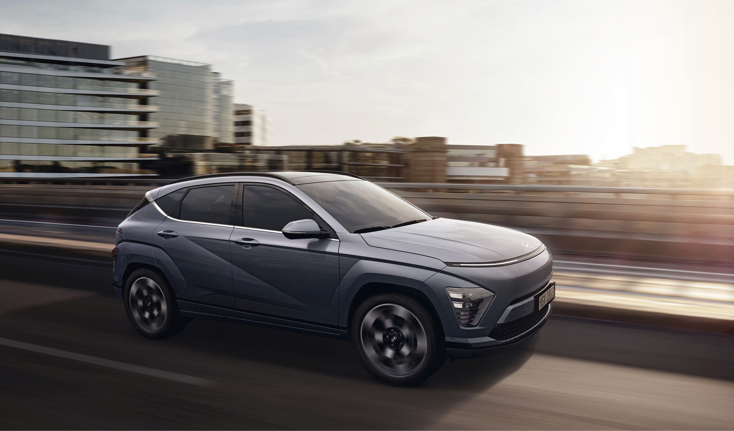 현대차 코나 일렉트릭이 주행하는 모습