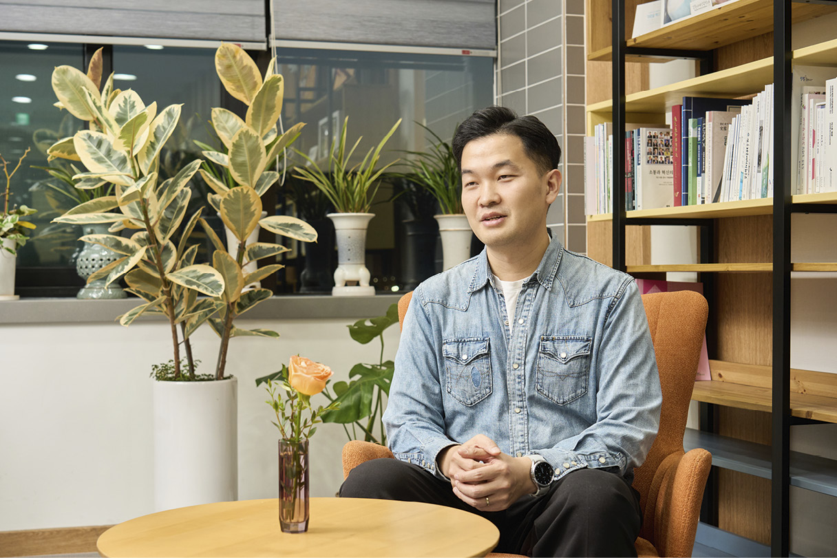 최태섭 책임매니저의 인터뷰 모습