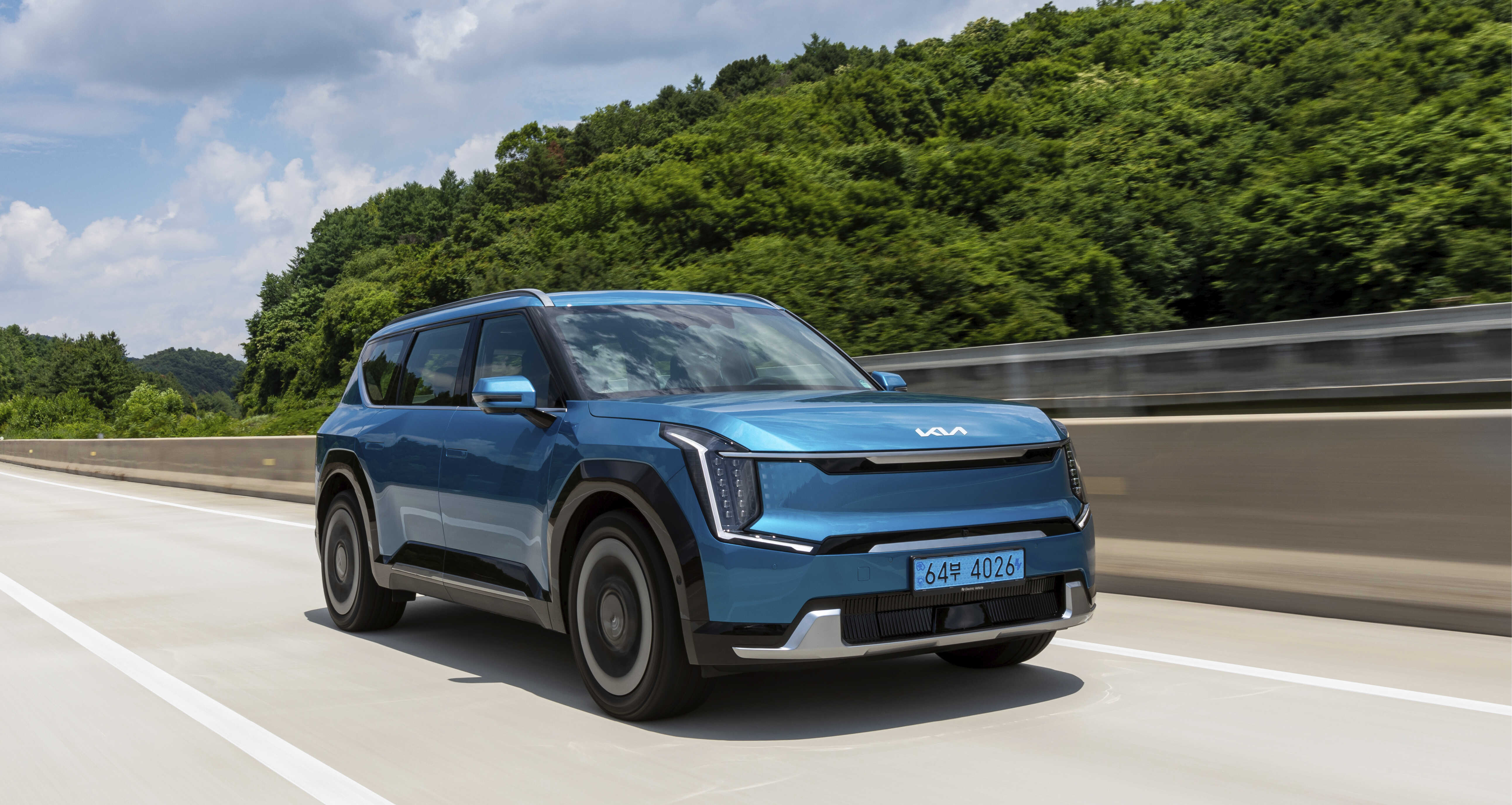 Driving view of Kia EV9