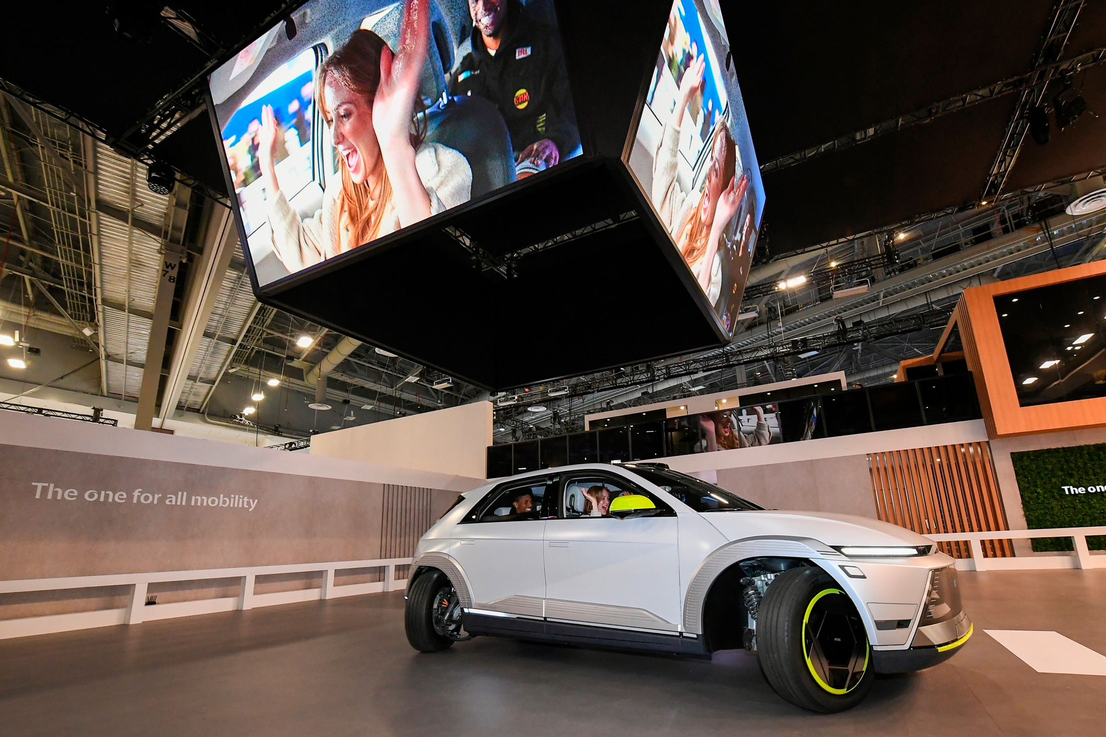 Mobion equipped with the e-Corner system in action at CES 2024