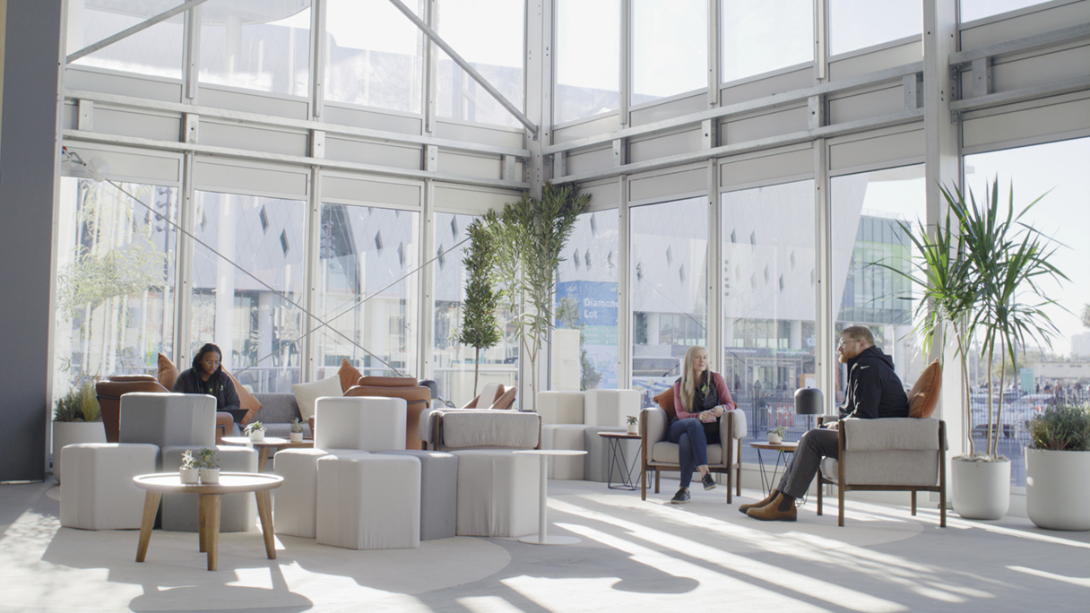 전시장 내부의 휴식 공간