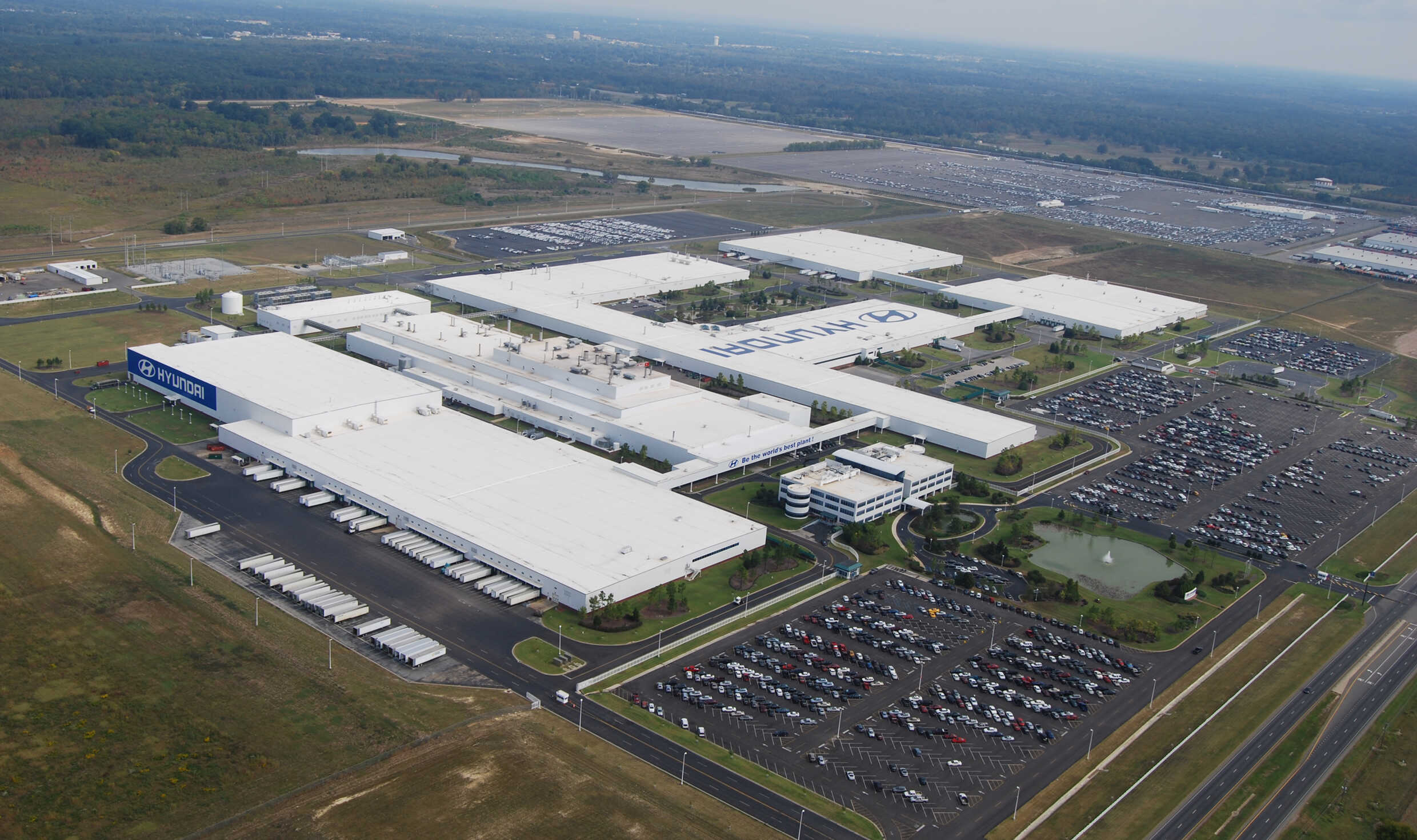 Panoramic view of Hyundai Motor Company’s Alabama plant