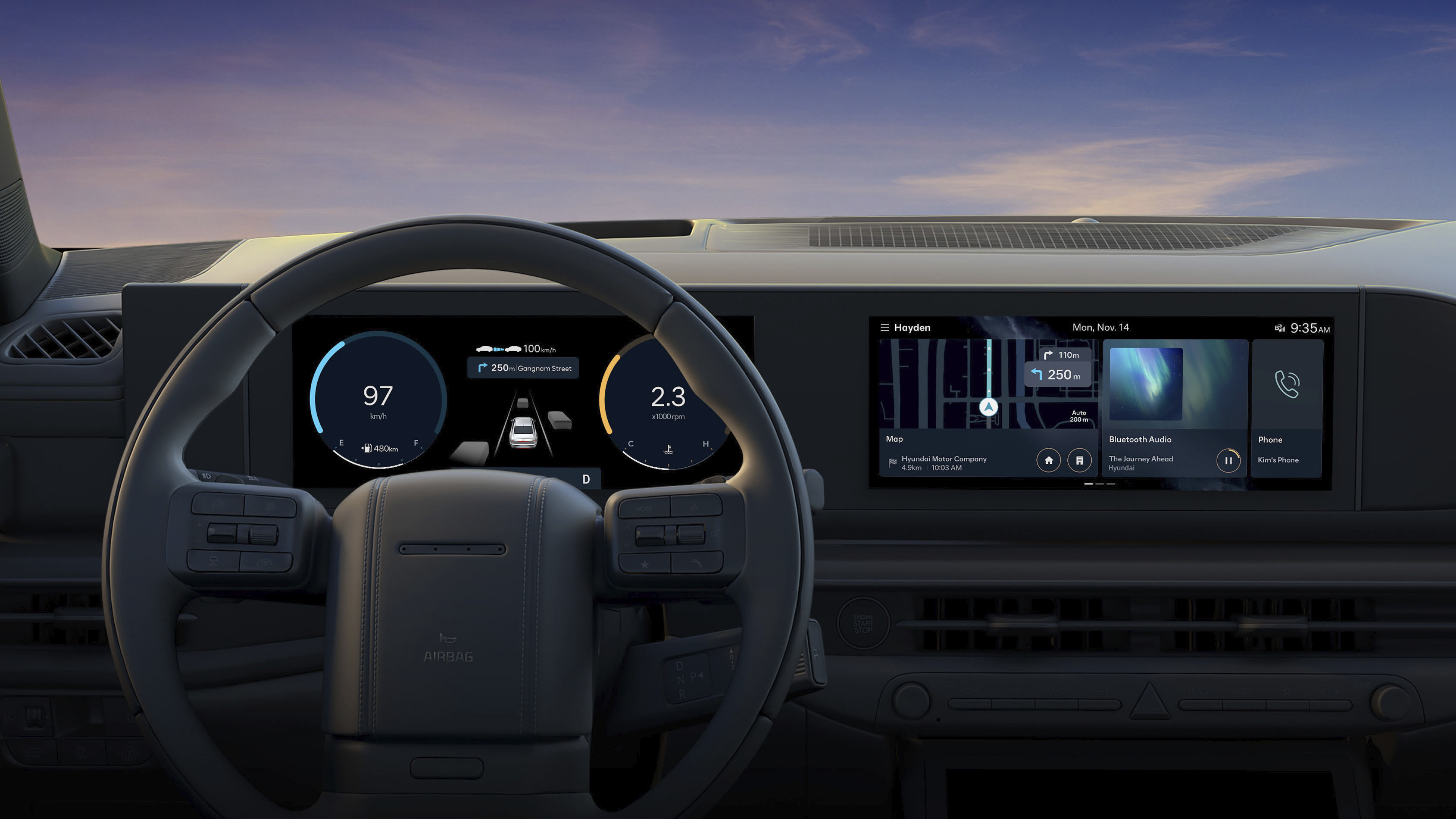 현대 그랜저의 인포테인먼트 시스템 모니터