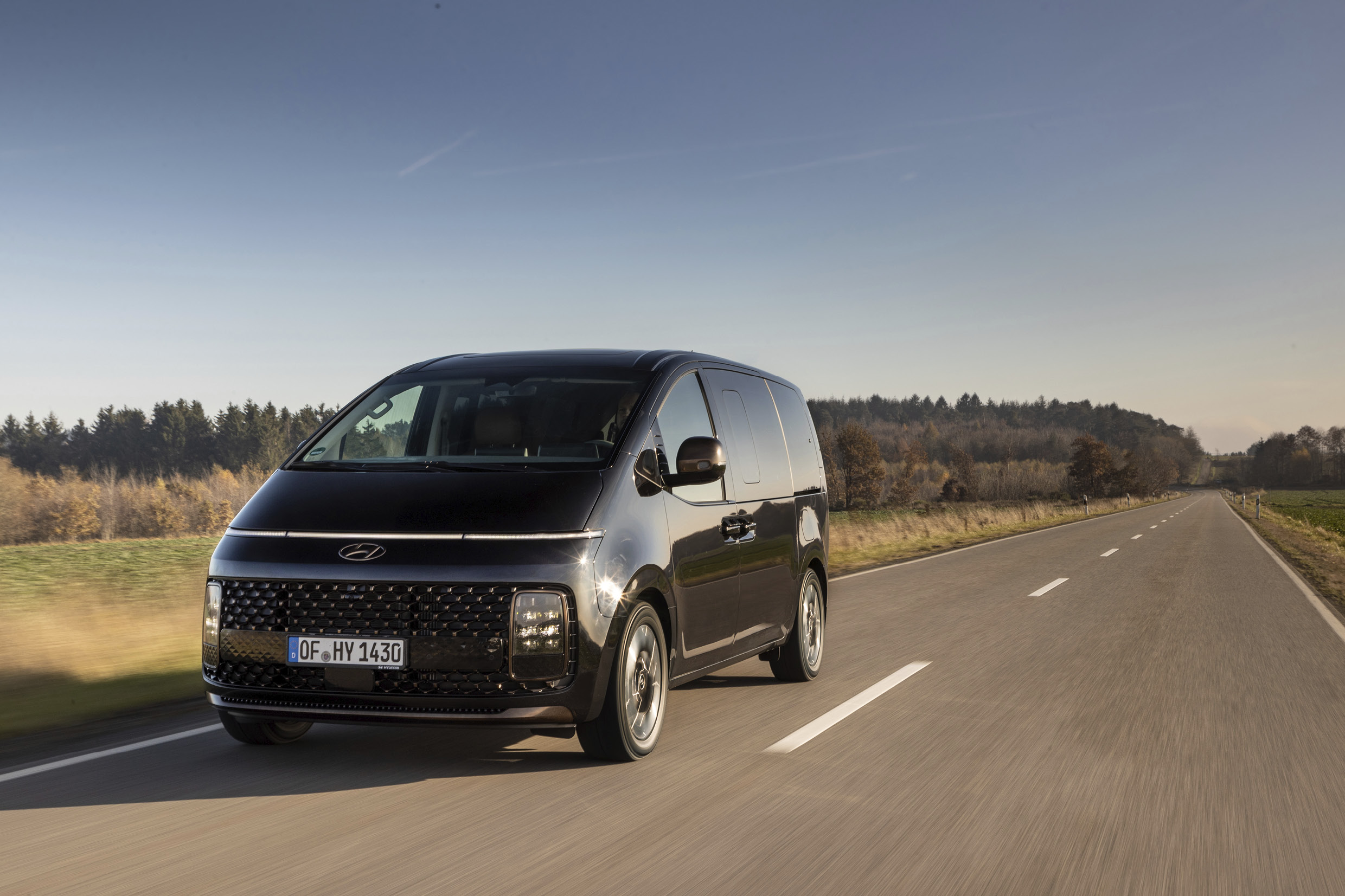 독일 올해의 수입 밴으로 선정된 현대자동차 스타리아의 모습