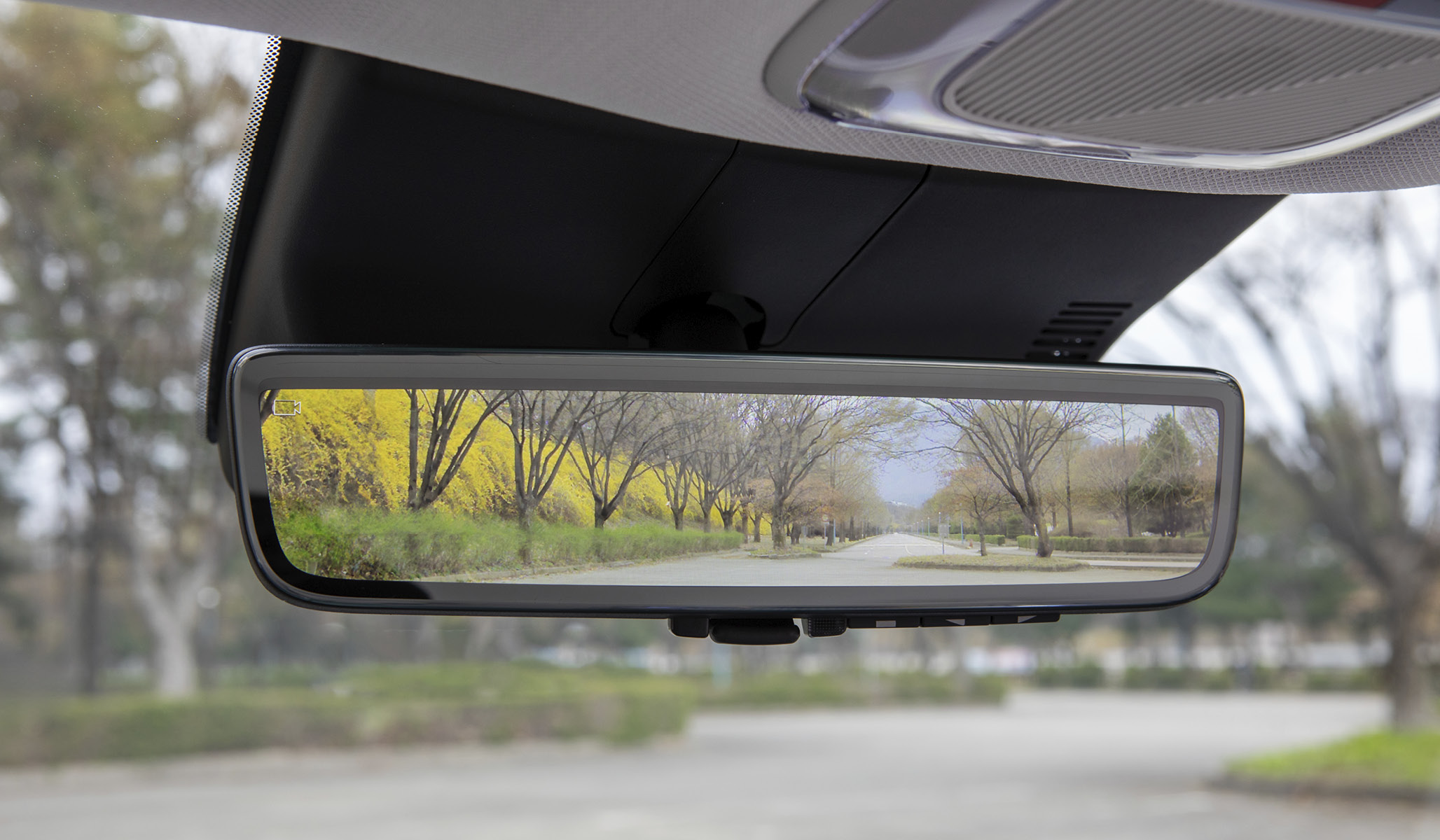 Digital center mirror of Hyundai The new Ioniq 5
