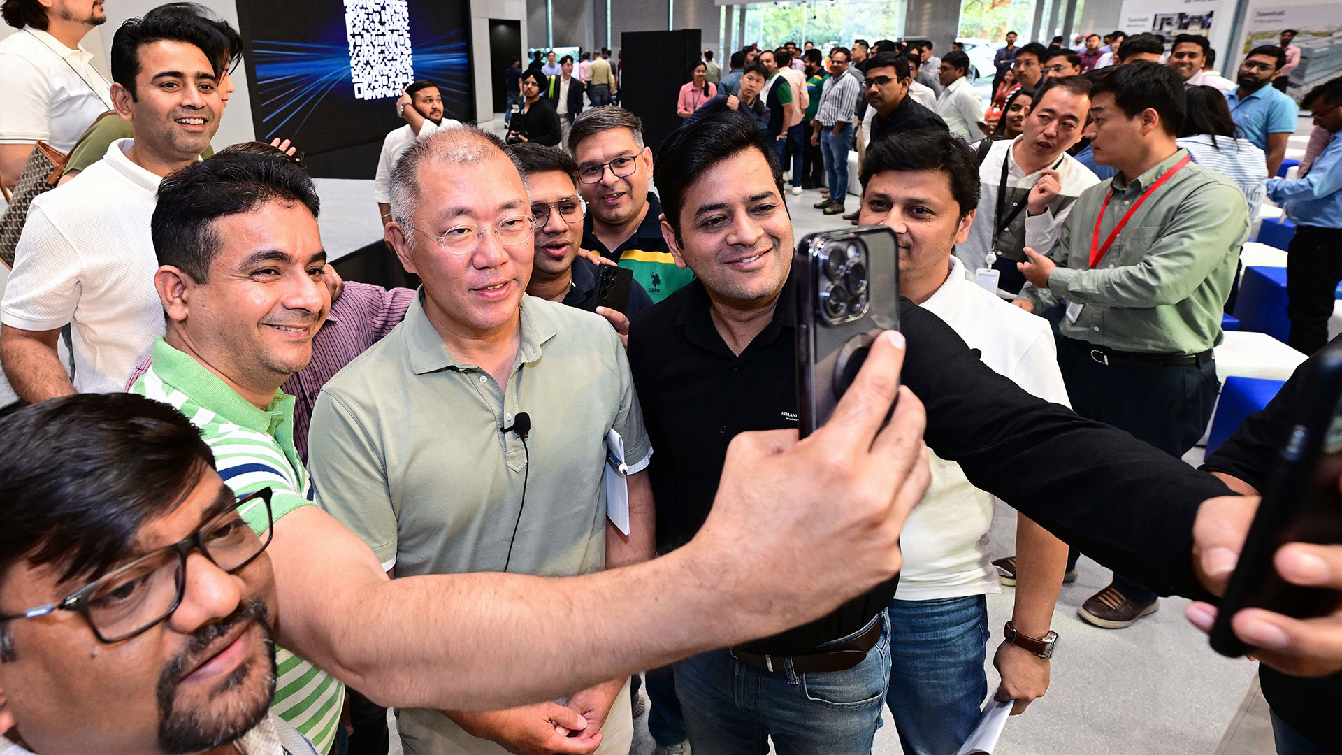 Hyundai Motor Group Executive Chair Euisun Chung Visits India to Underline Mid-to long-term Mobility Strategic Commitments