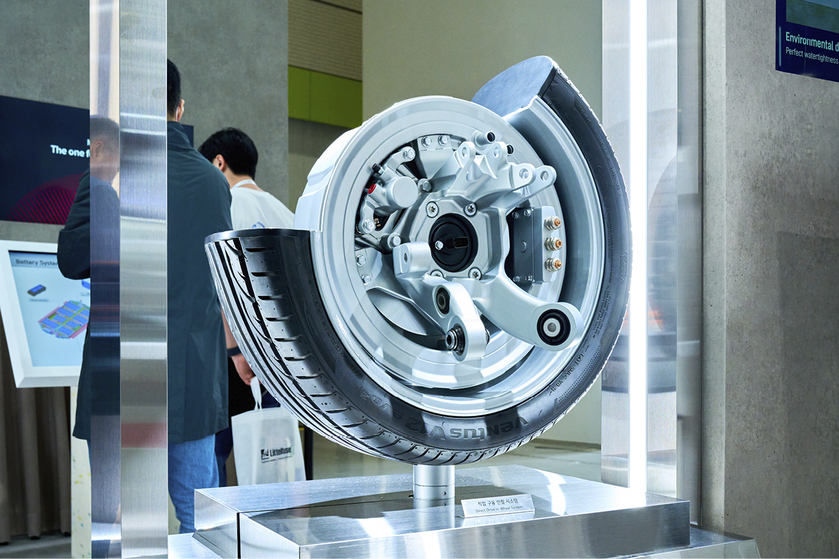 현대모비스가 선보인 인휠 시스템