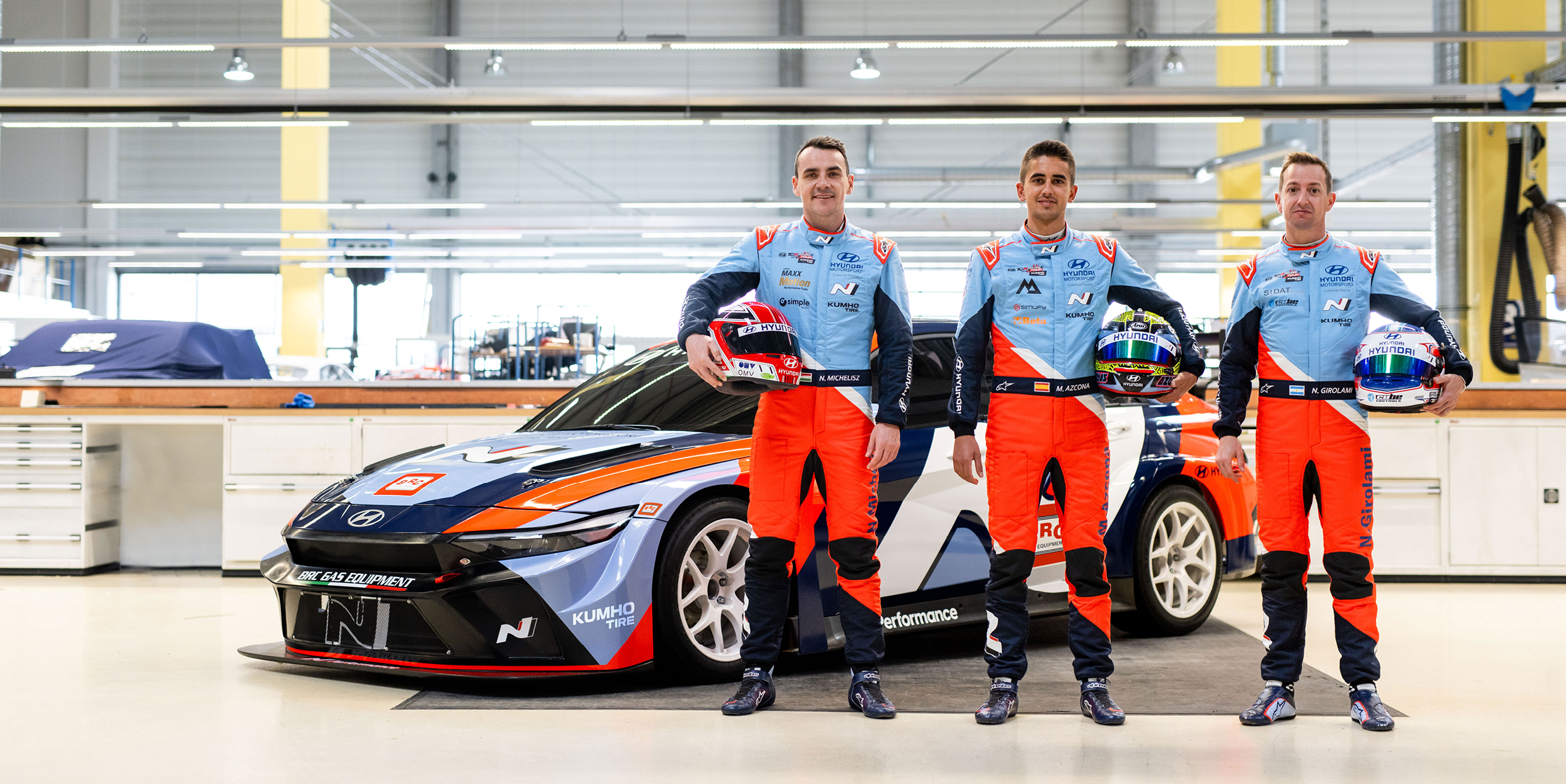 Drivers on TCR world tour