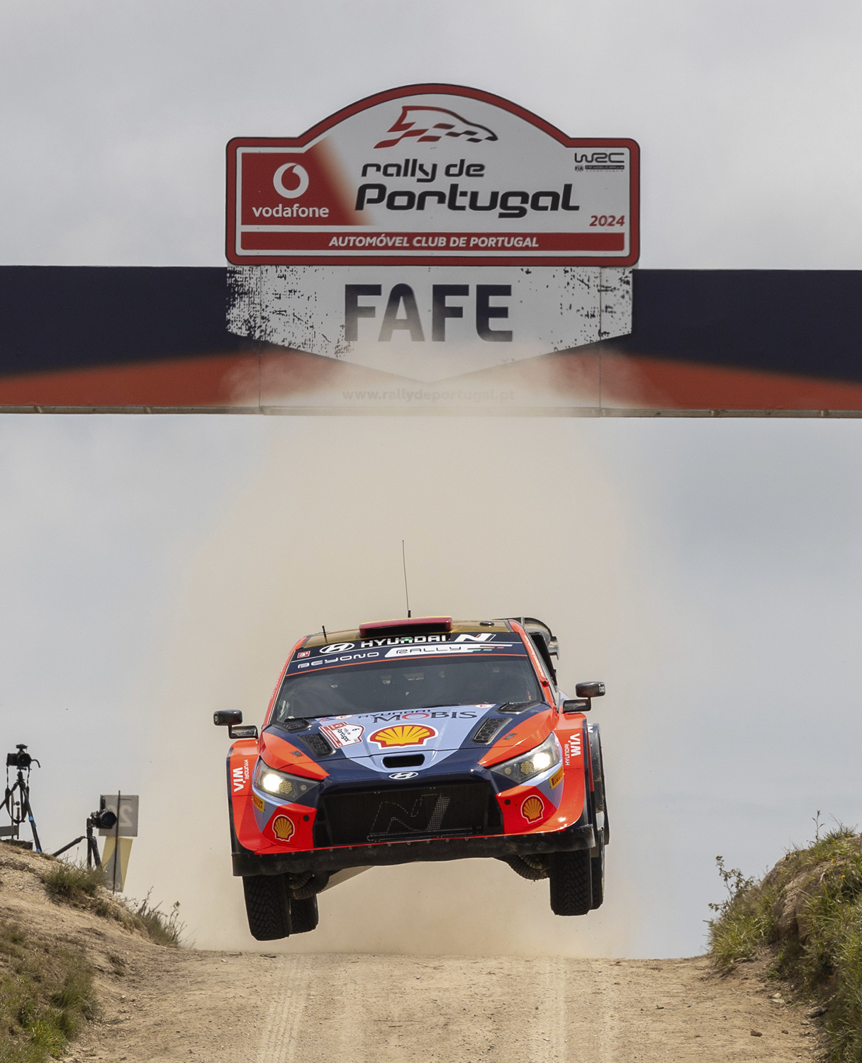 현대자동차 i20 N 랠리1 하이브리드의 주행 모습