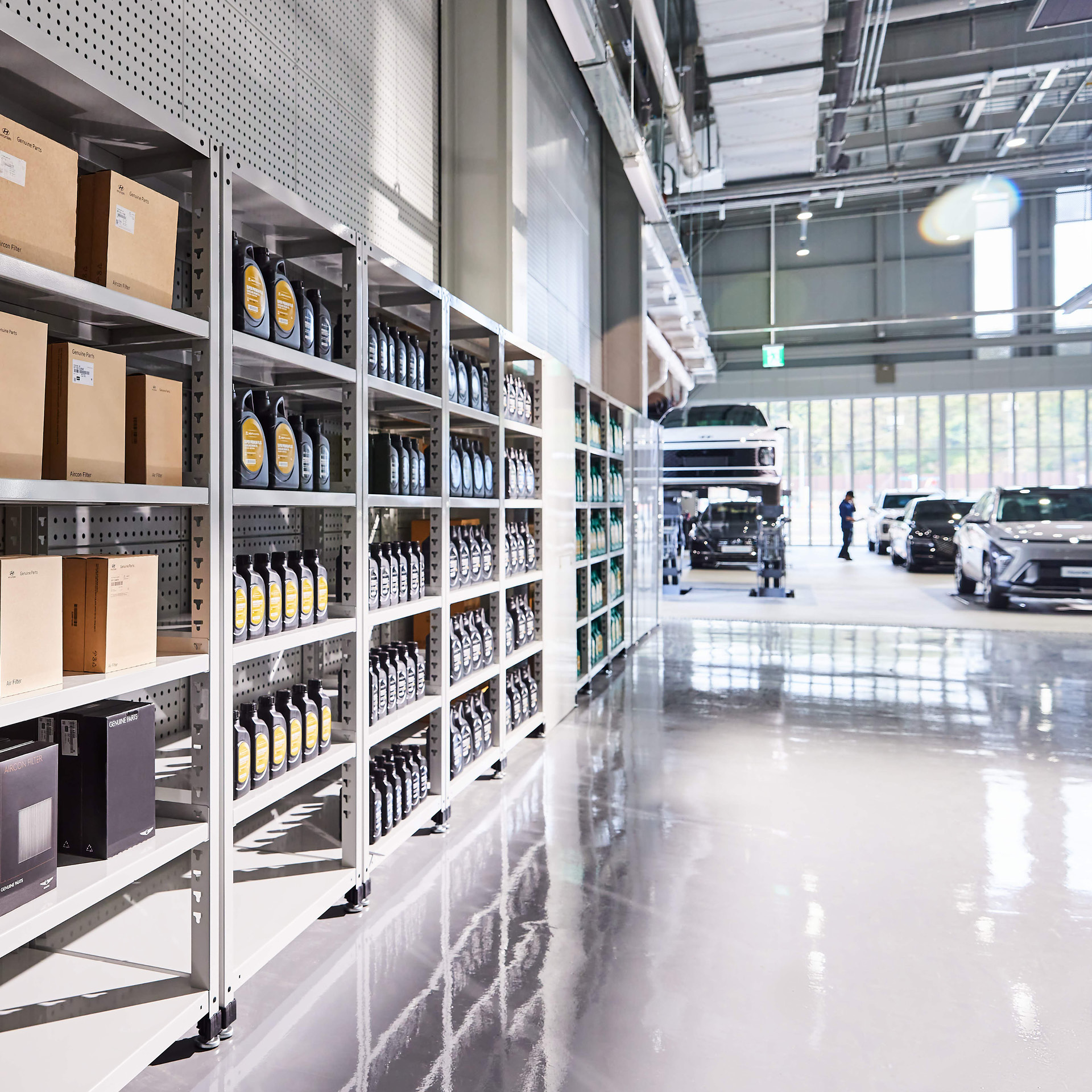 the sight of displaying car supplies