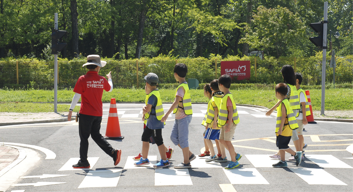 the sight of children crossing the crosswalk