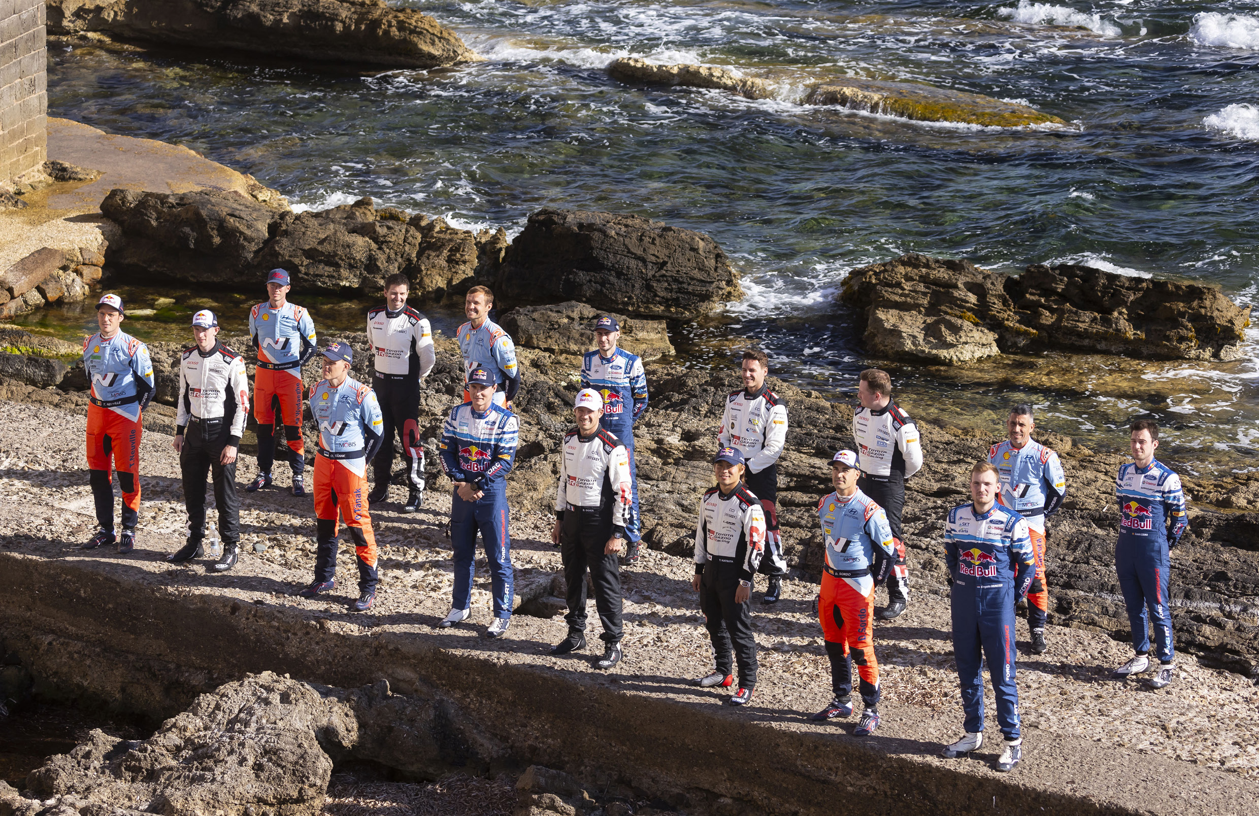 랠리1에 참가하는 선수들의 모습