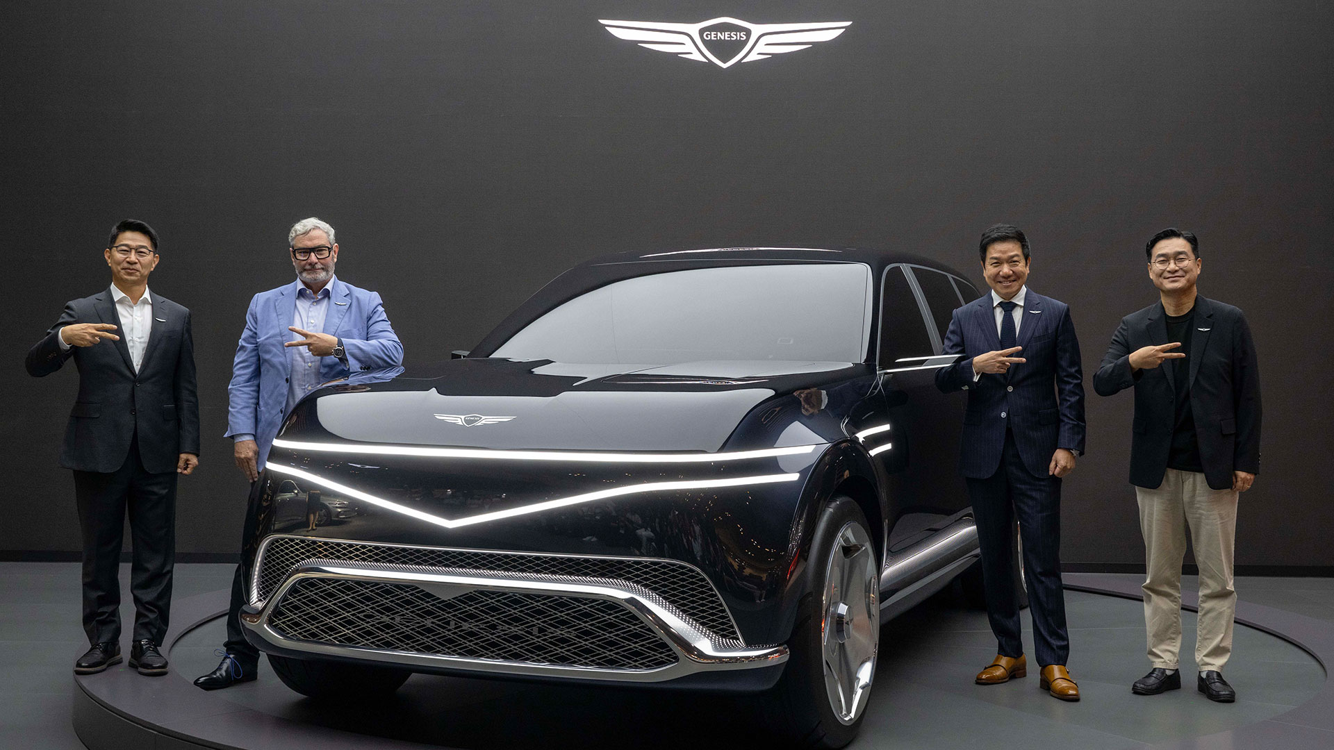 〈네오룬〉·〈제네시스 엑스 그란 레이서〉 콘셉트 공개