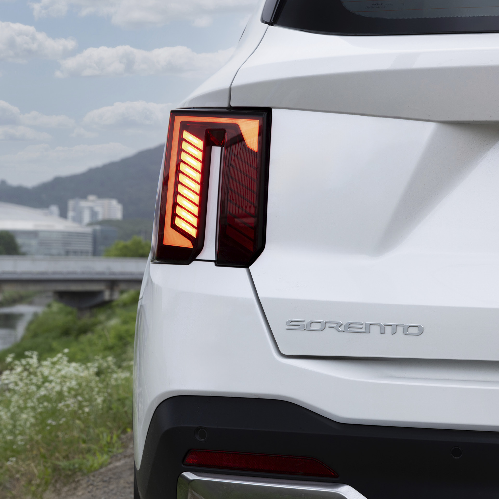 A view of the left rear taillight of the vehicle taken from an angle