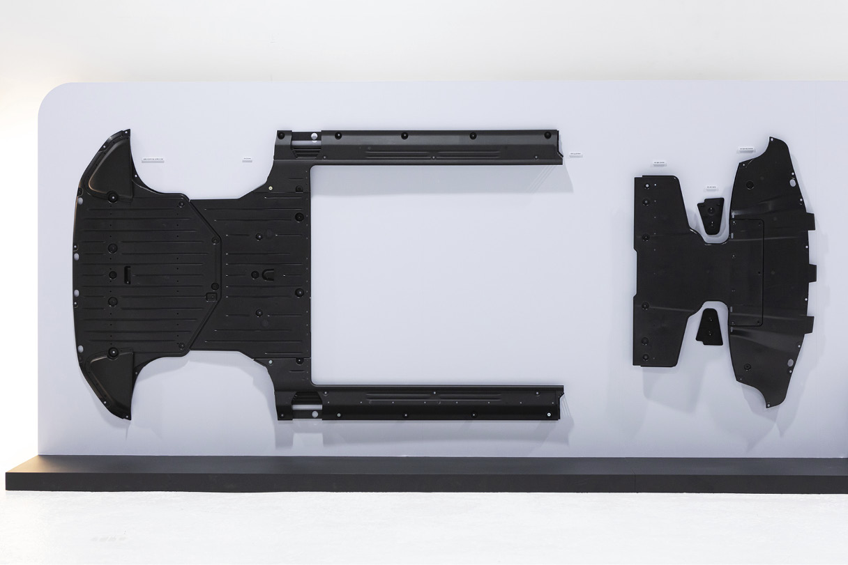 Undercover mounted on the lower part of Kia EV3