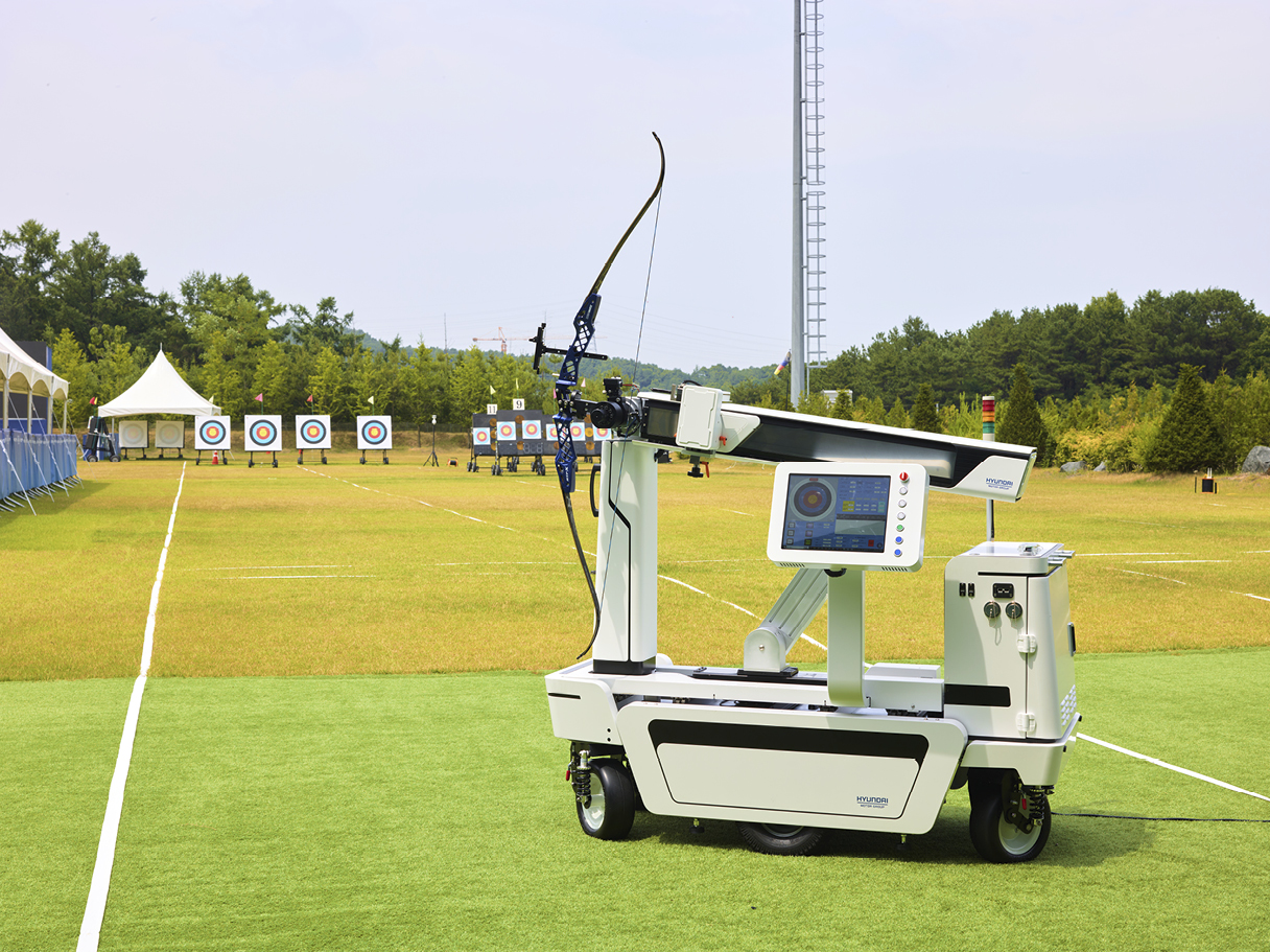 The side of personal training robot