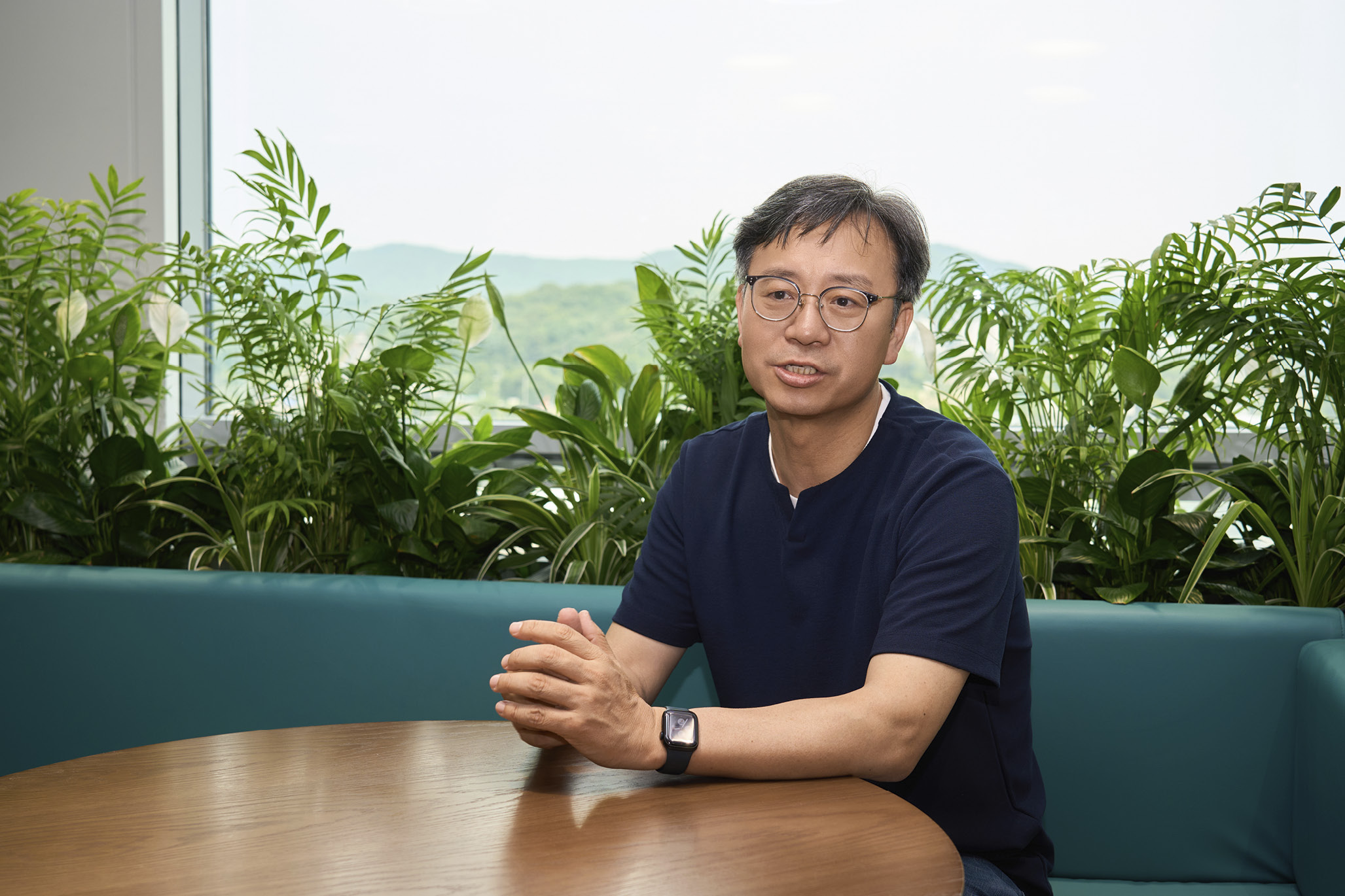 안승호 연구위원이 인터뷰 중인 모습