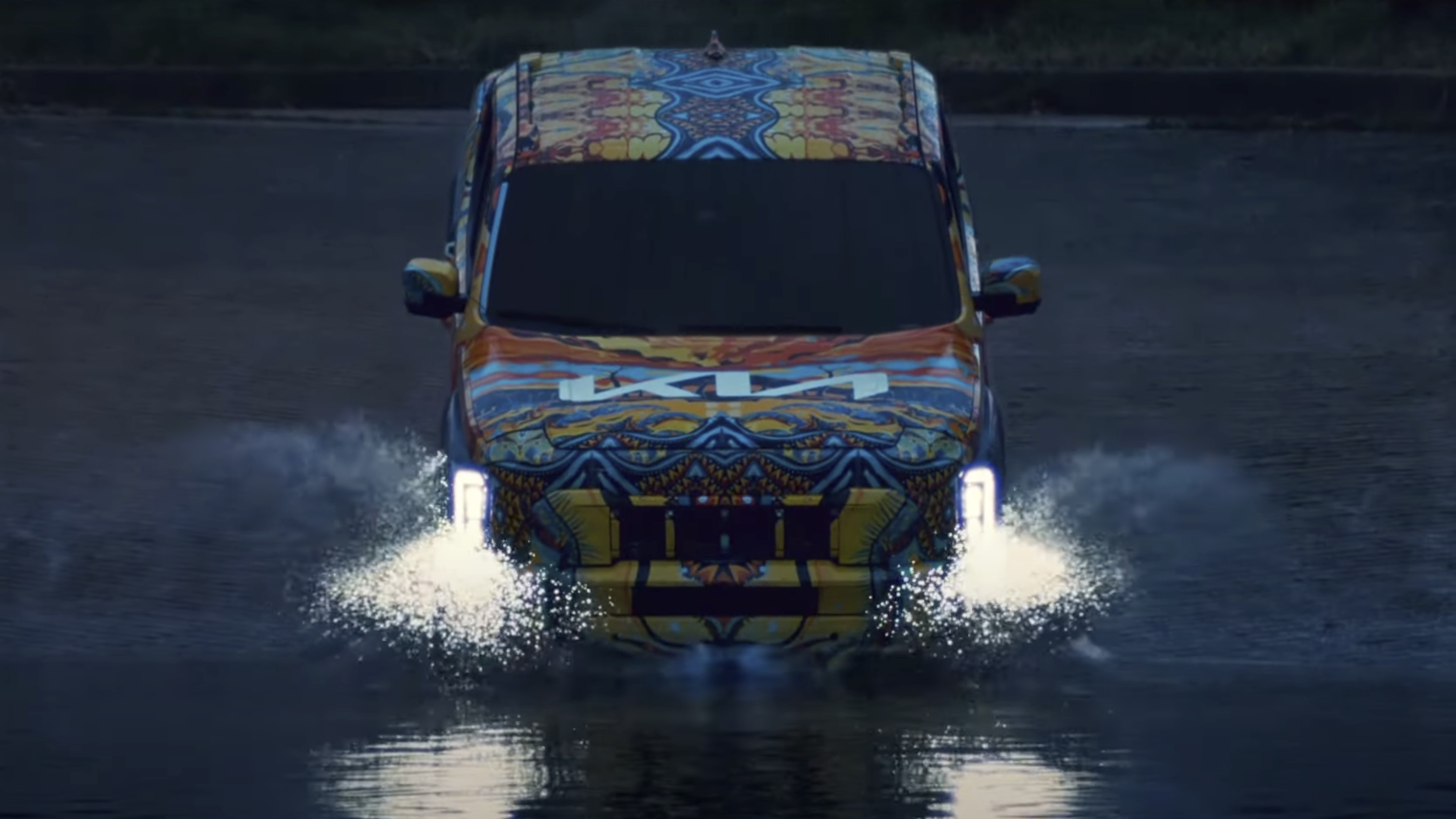 타스만의 시험주행 모습