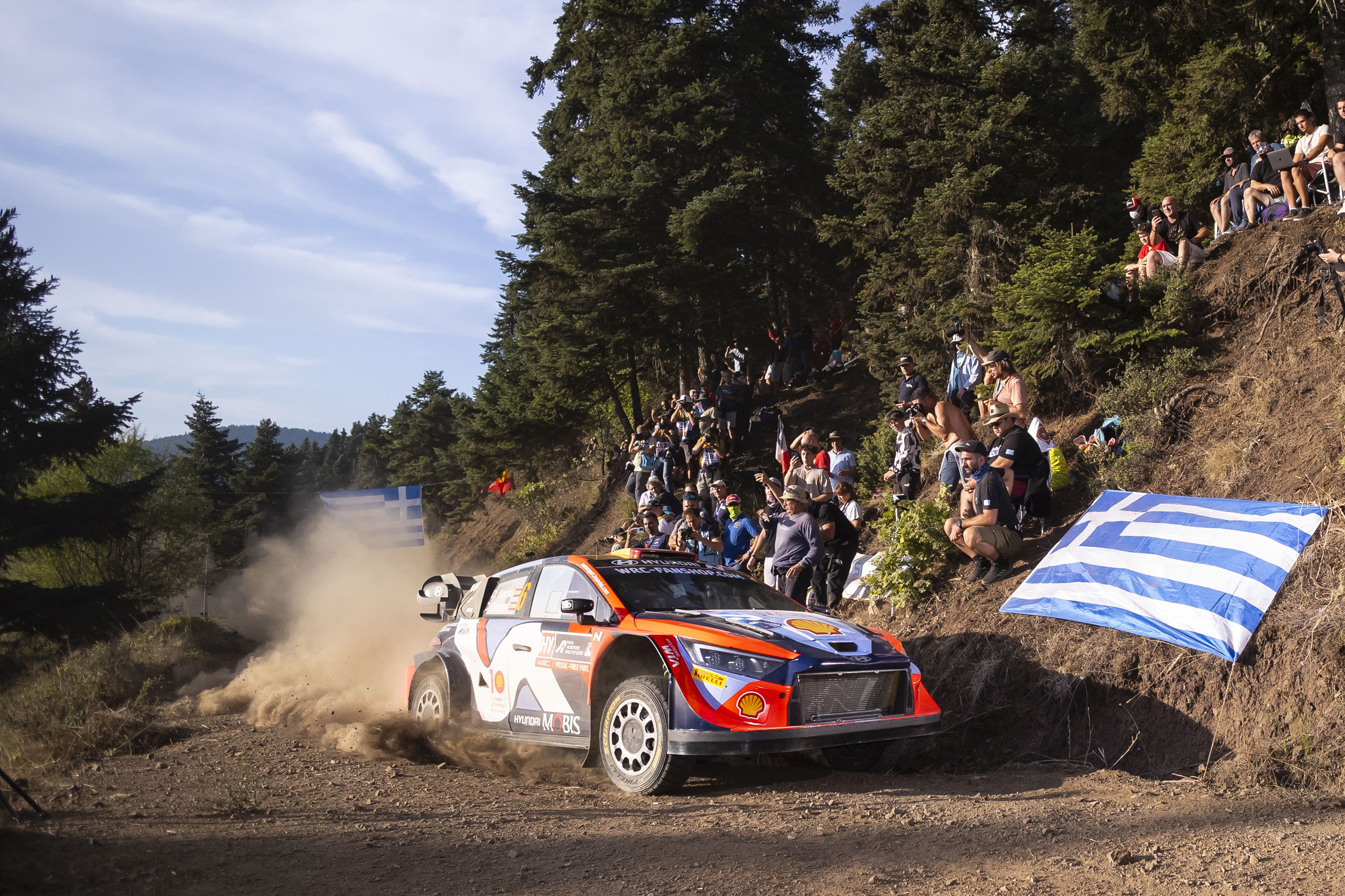 Rally 1 machine running down the ramp