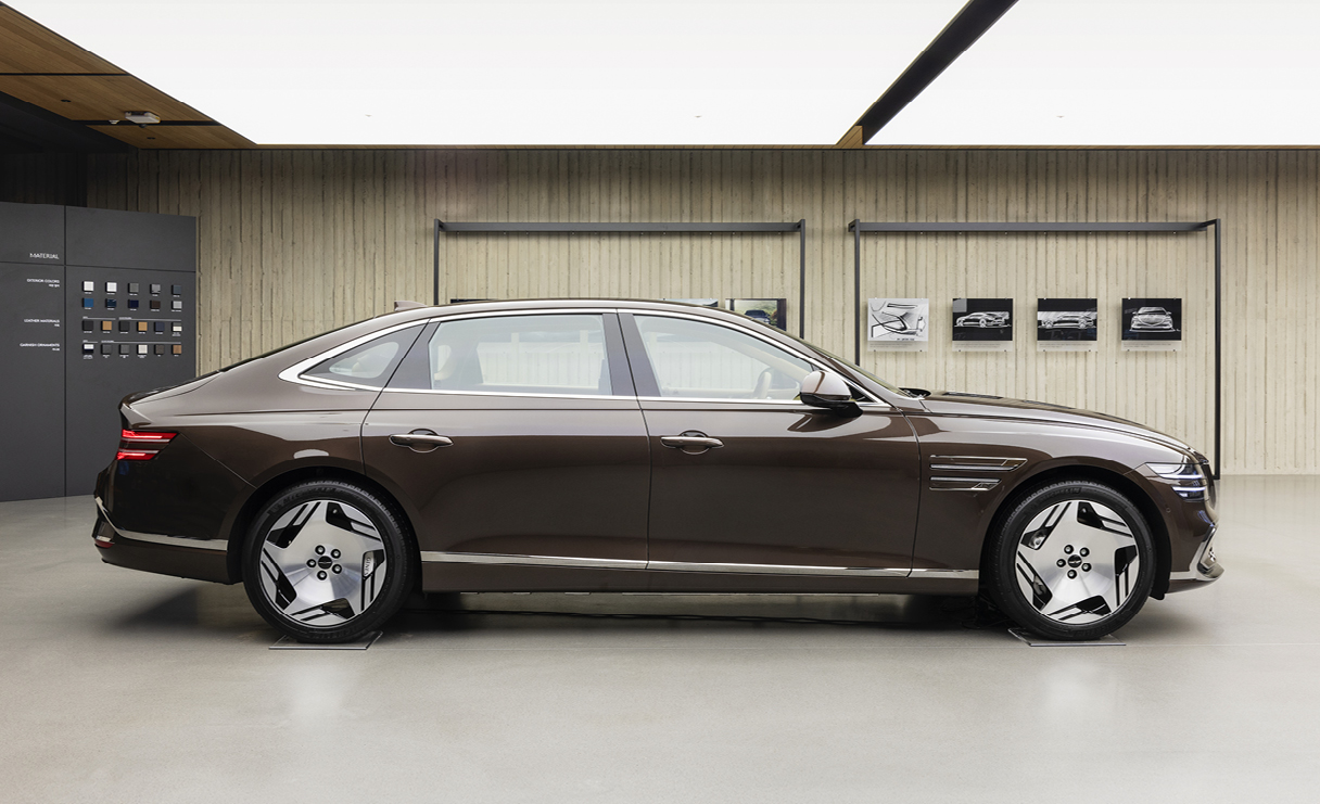 Side view of the new Electrified G80