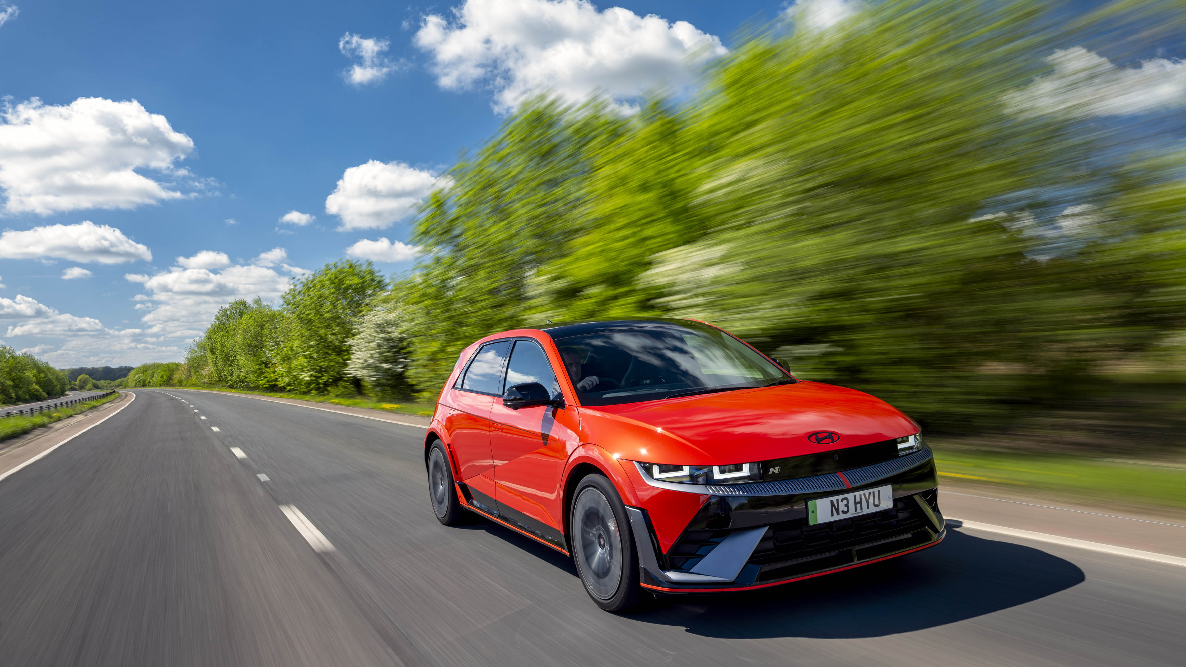 아이오닉 5 N 주행 모습