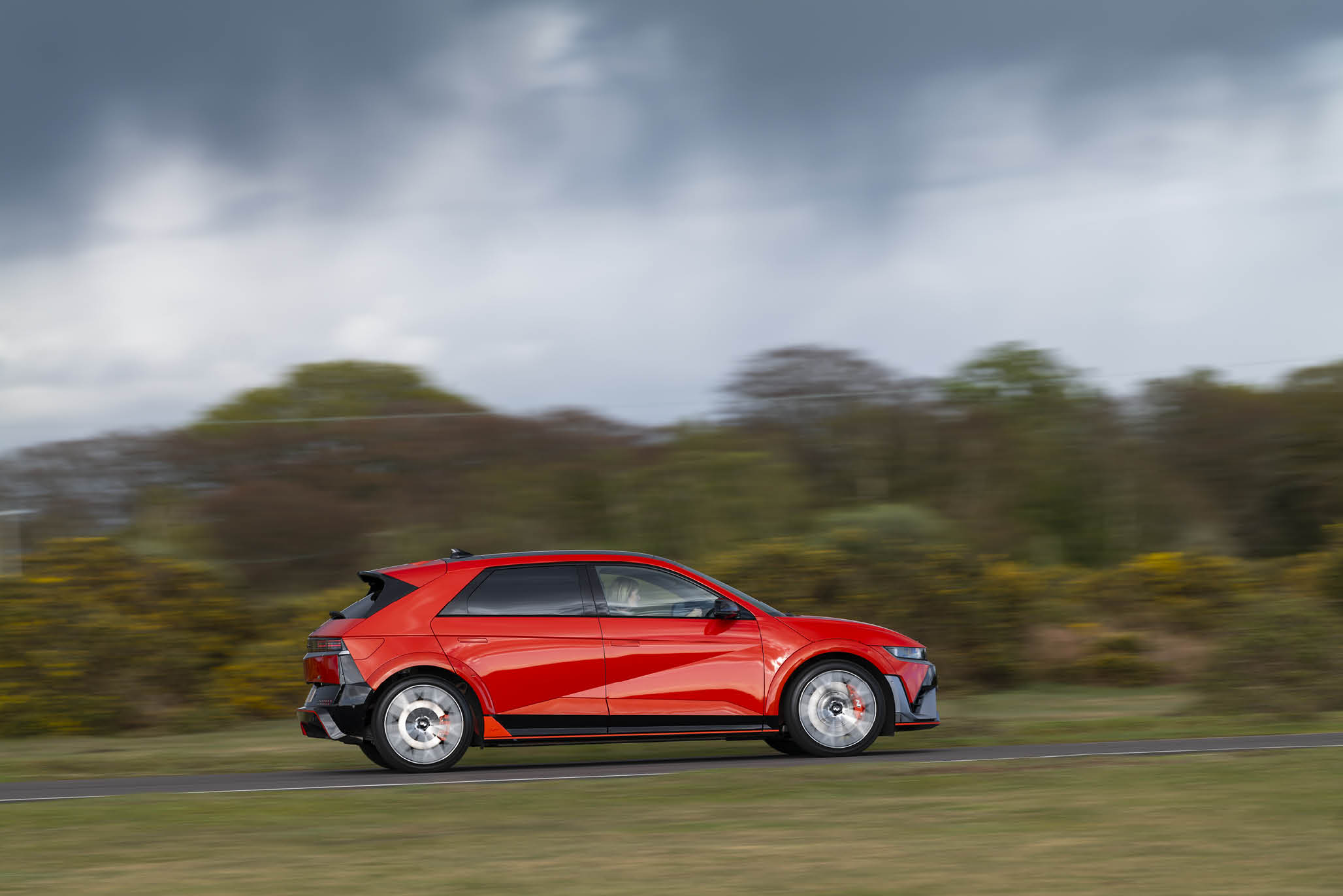 아이오닉 5 N 주행 모습