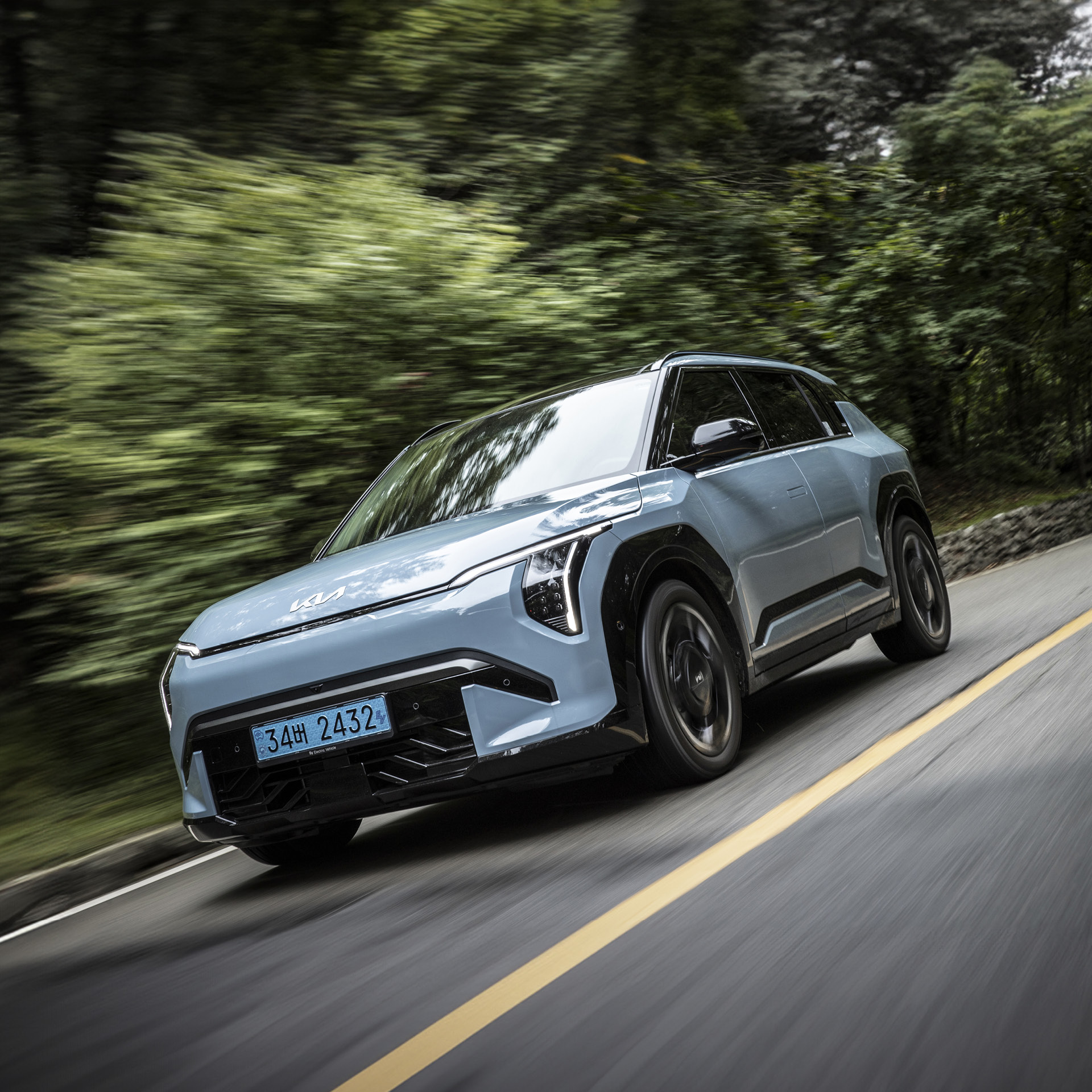 Kia EV3 is running on the road