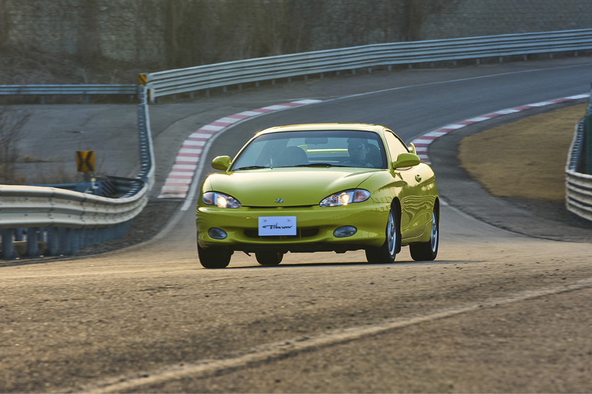 티뷰론의 주행 모습